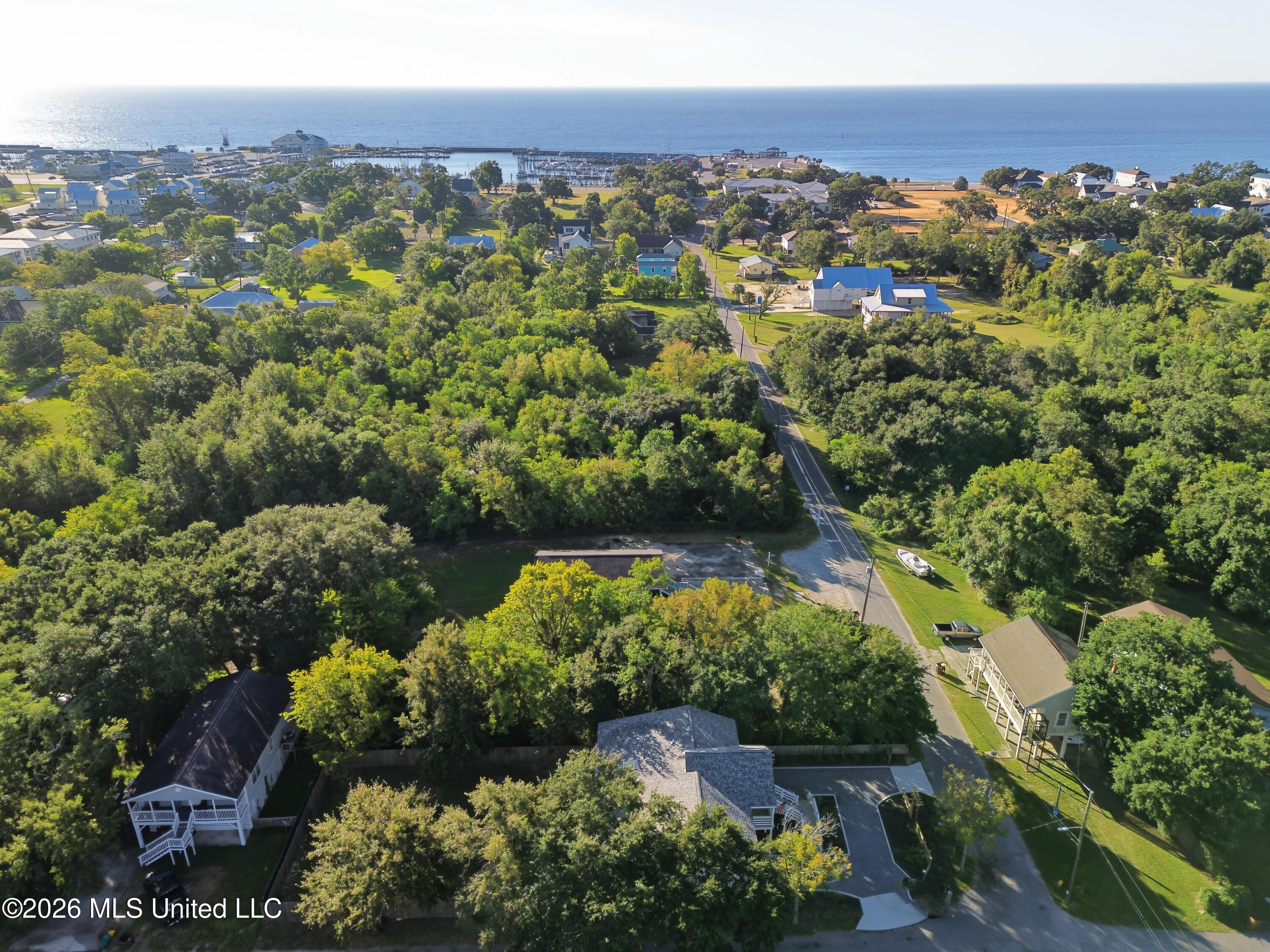 260 Hiern Avenue Property Photo 6