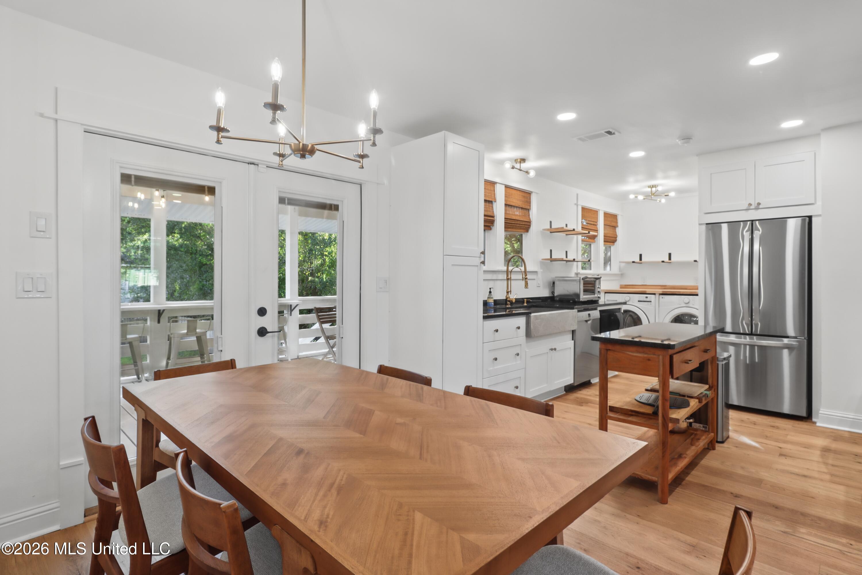 260 Hiern Avenue Property Photo 11