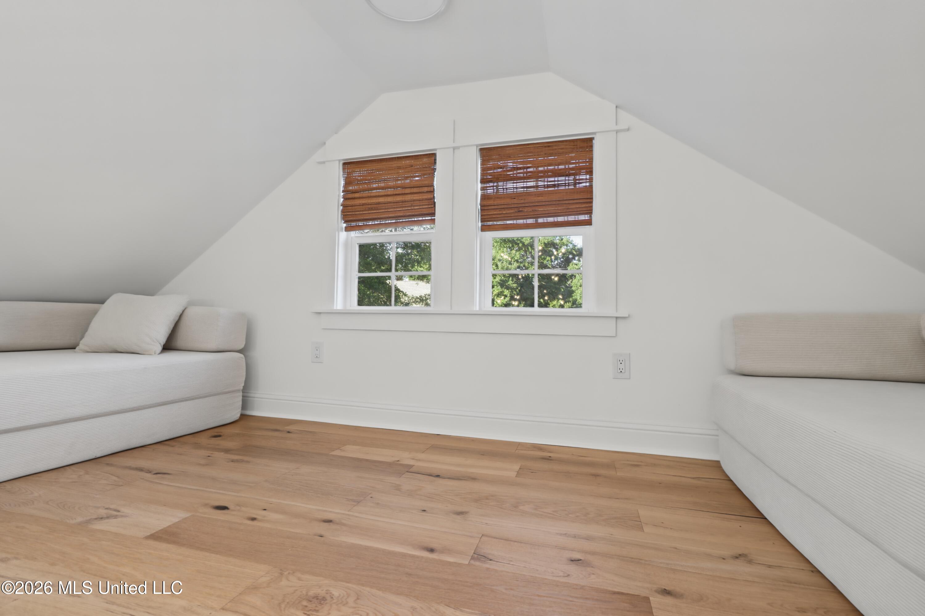 260 Hiern Avenue Property Photo 20