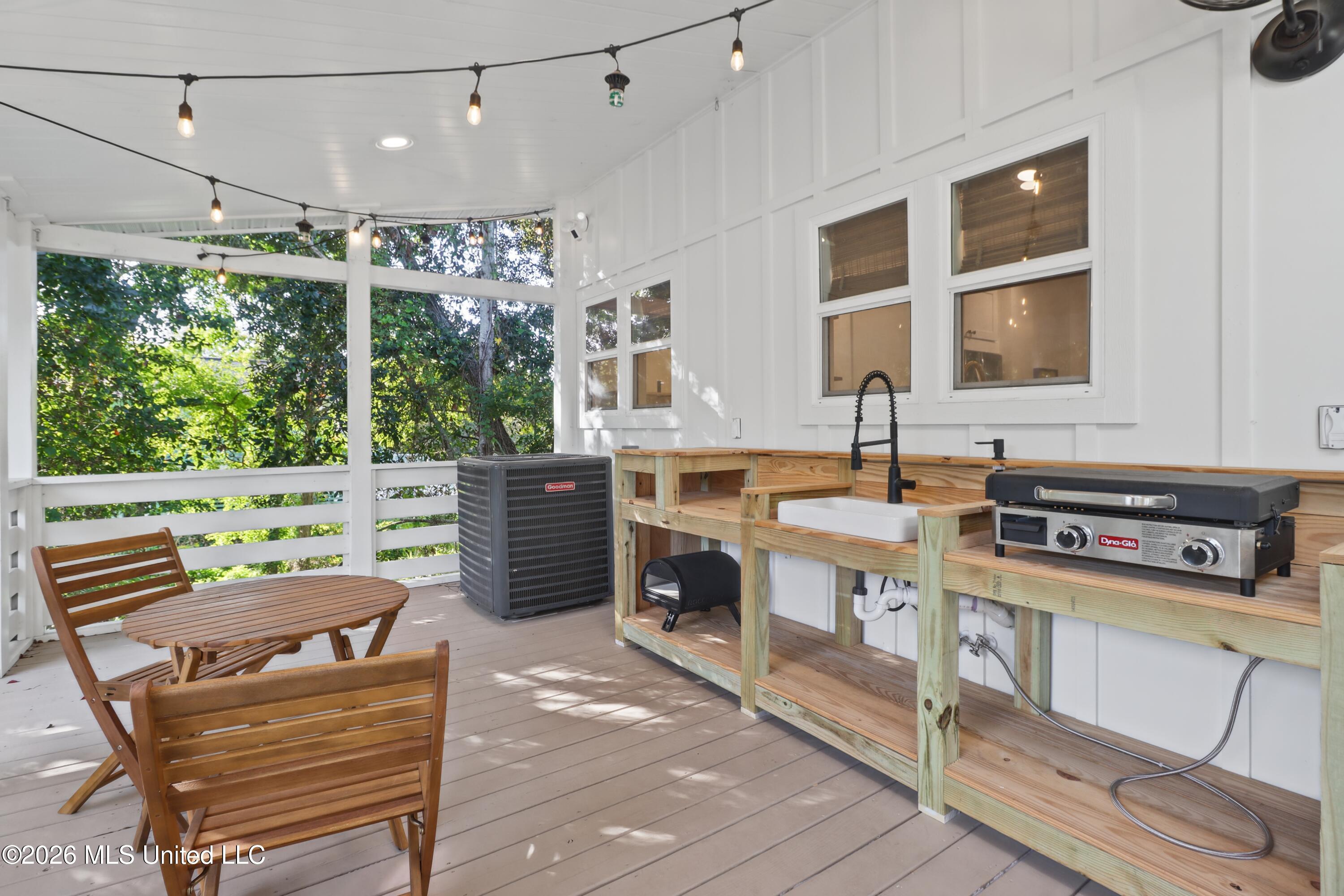 260 Hiern Avenue Property Photo 23