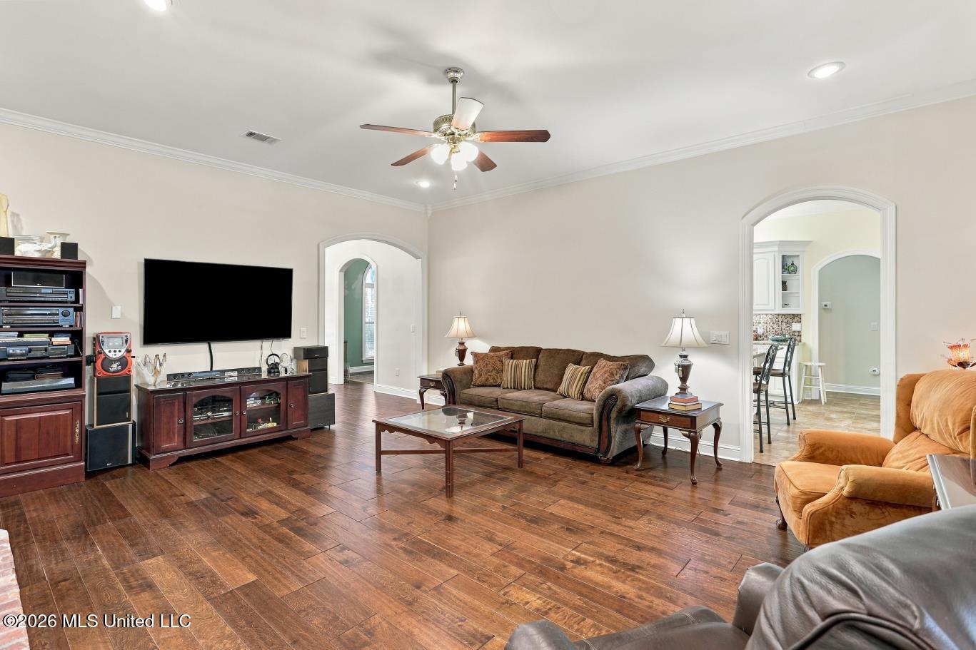 500 Chuck Wagon Drive Property Photo 11