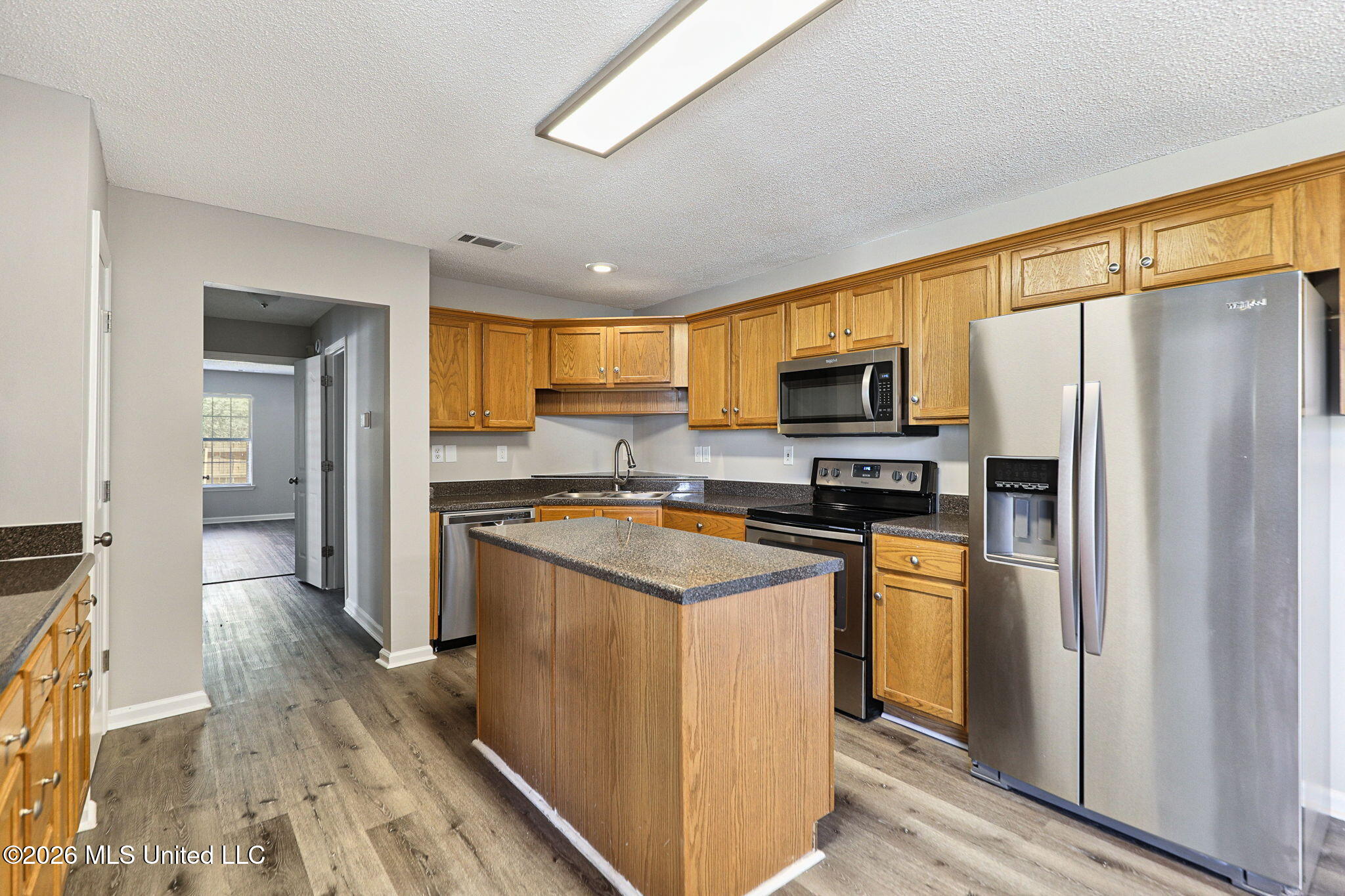 4834 Graham Lake Drive Property Photo 8