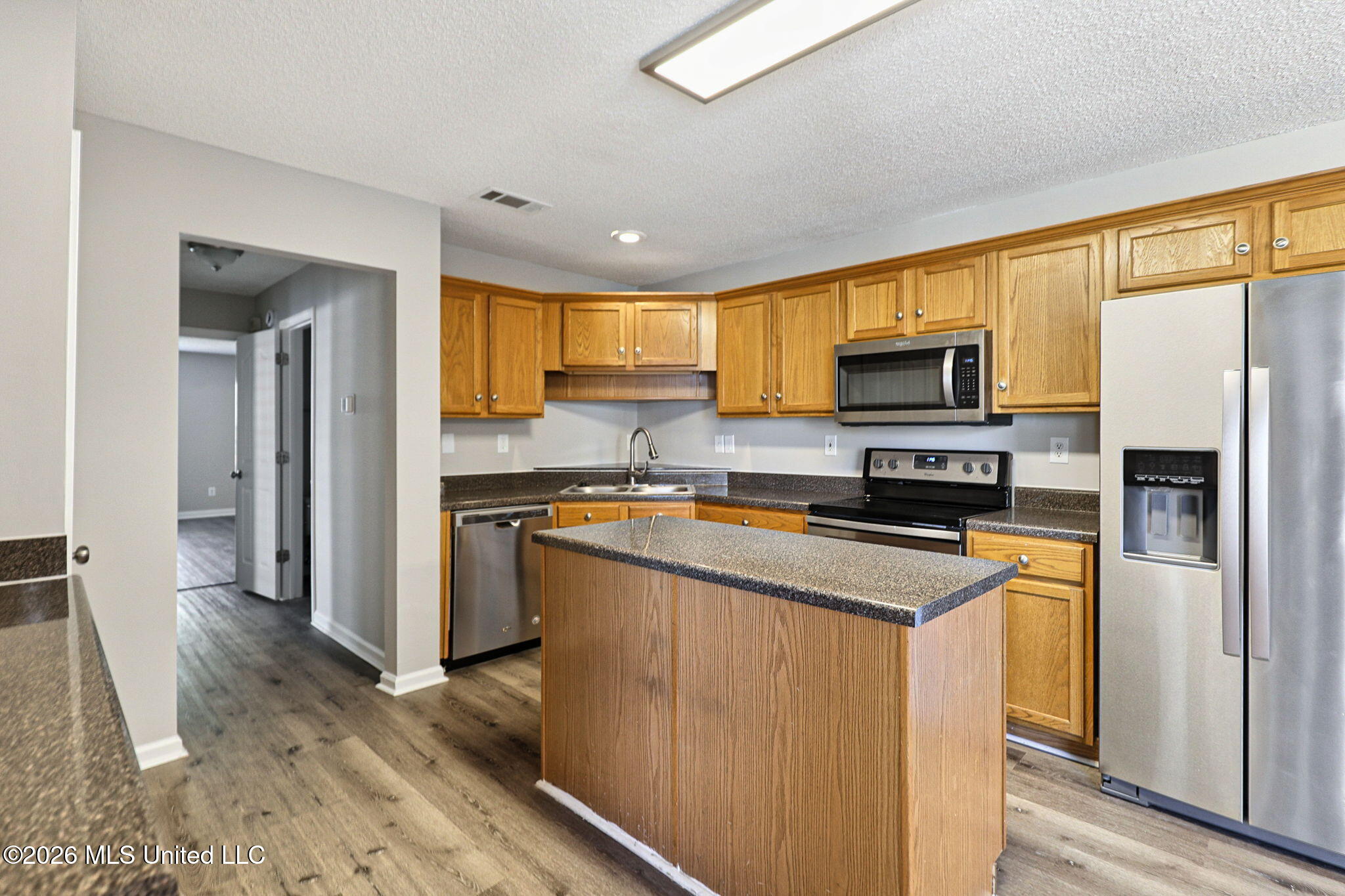 4834 Graham Lake Drive Property Photo 9