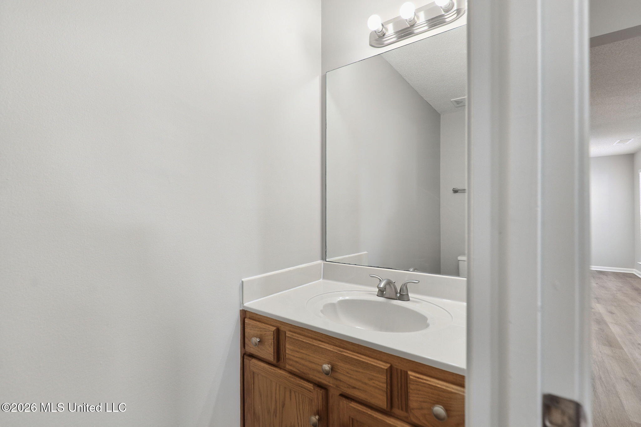 4834 Graham Lake Drive Property Photo 13