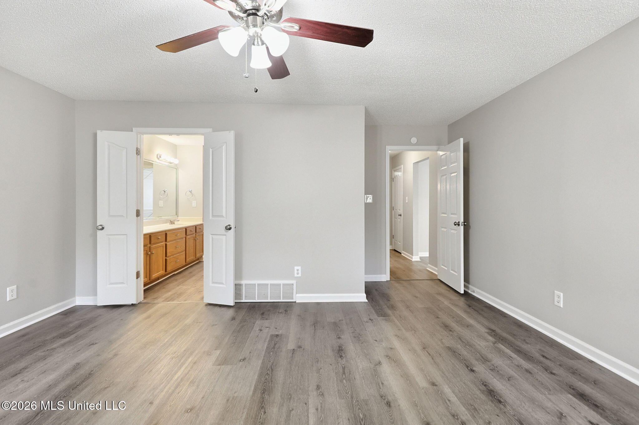 4834 Graham Lake Drive Property Photo 14