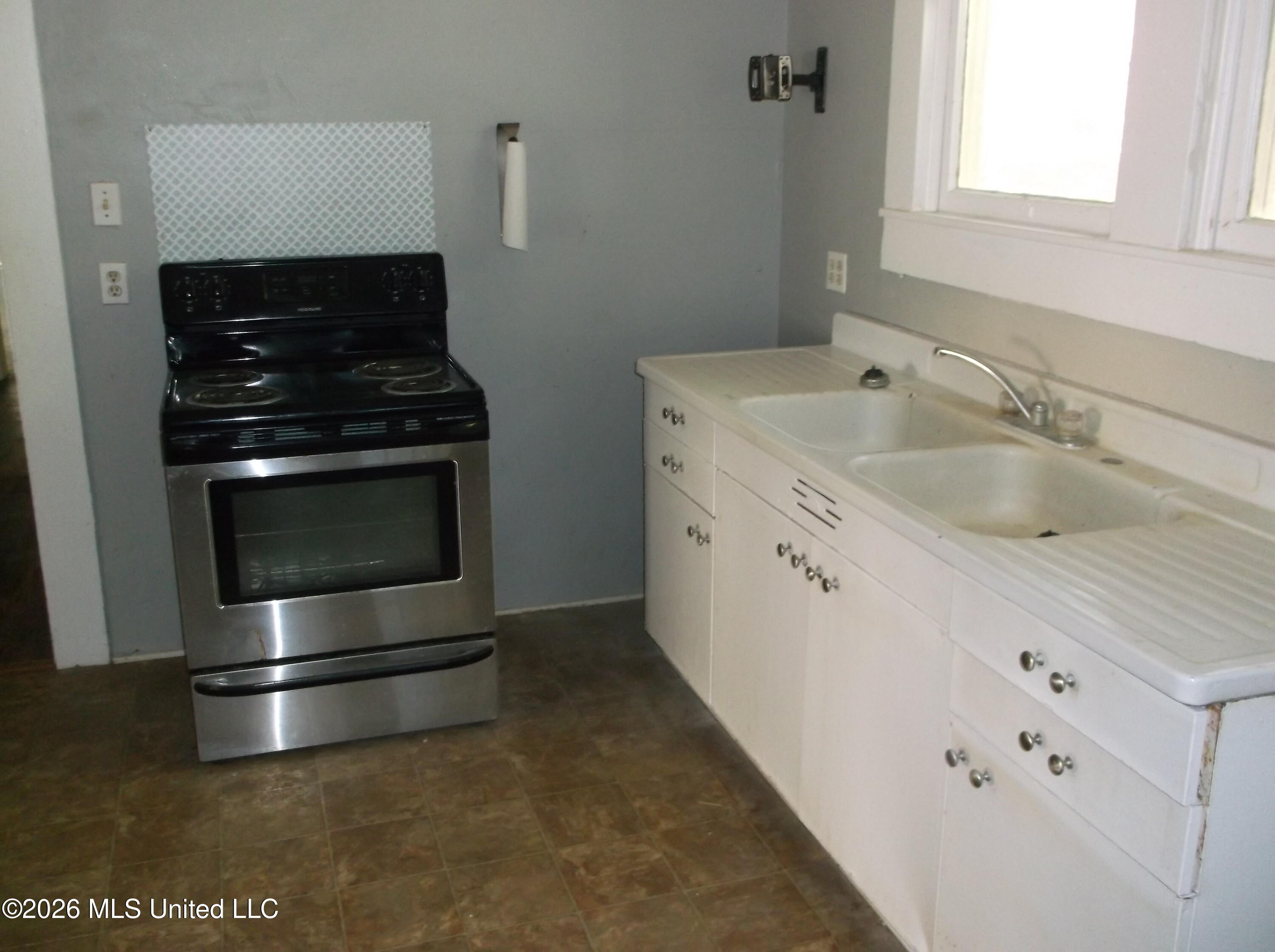 505 S Magnolia Street Property Photo 1