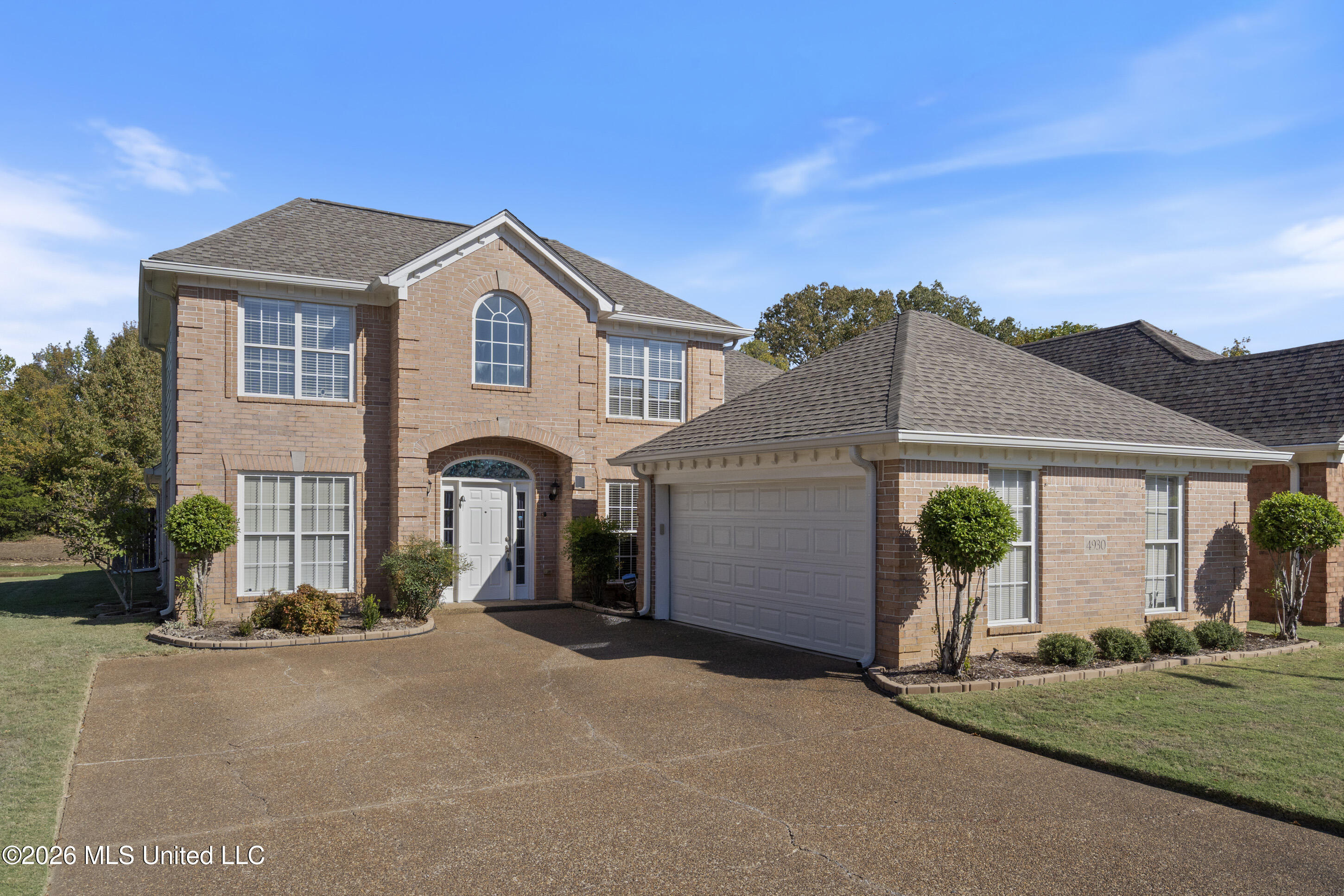 4930 Graham Lake Drive Property Photo 3