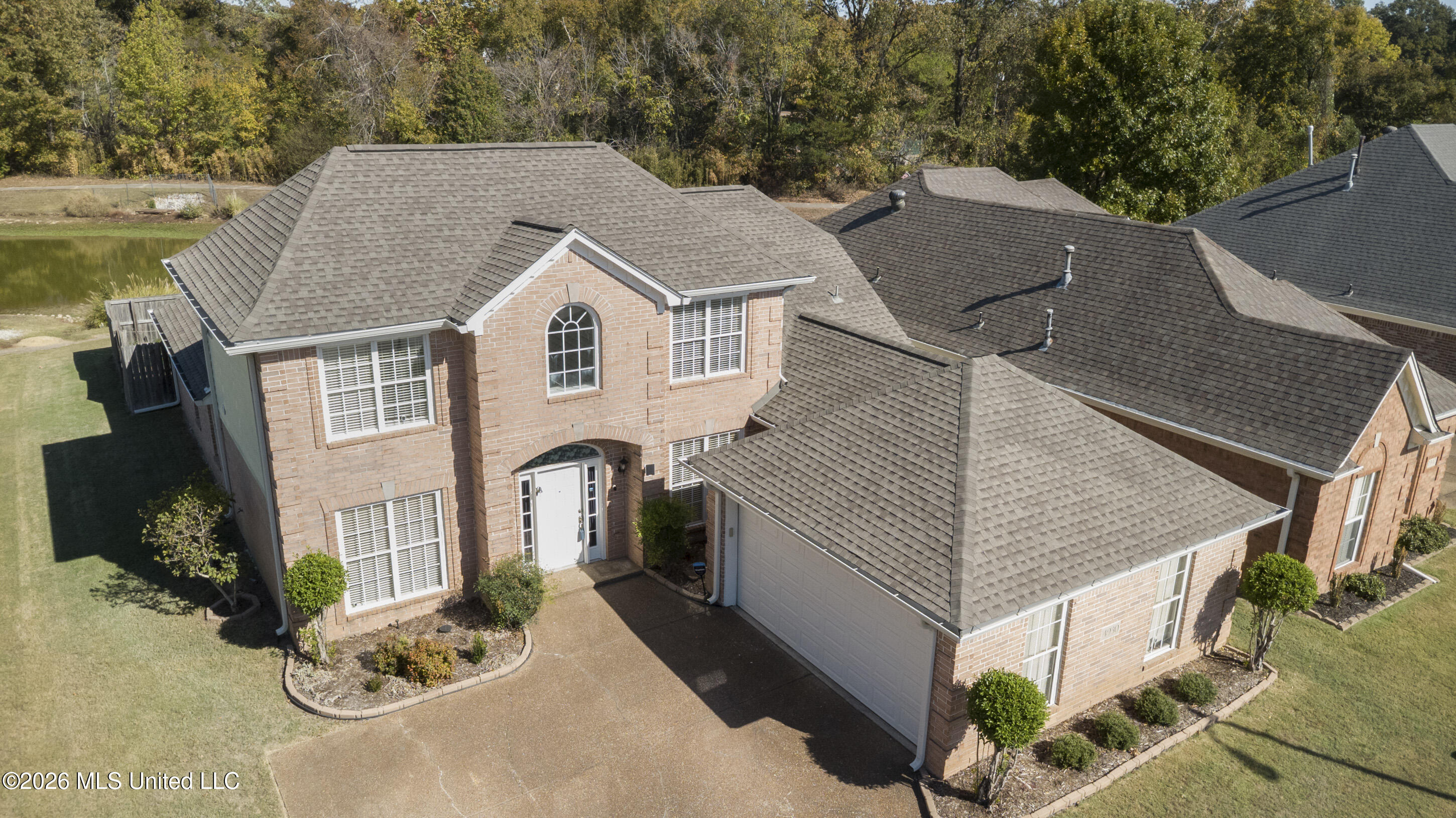 4930 Graham Lake Drive Property Photo 4