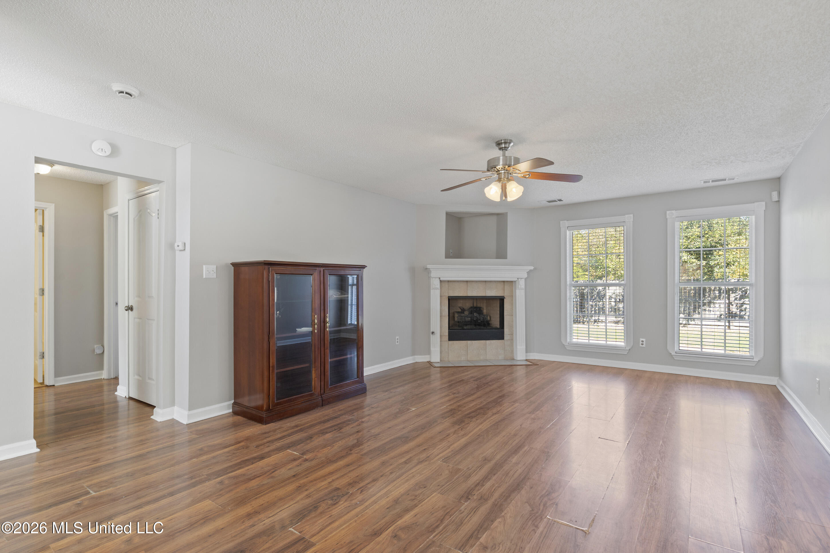 4930 Graham Lake Drive Property Photo 6