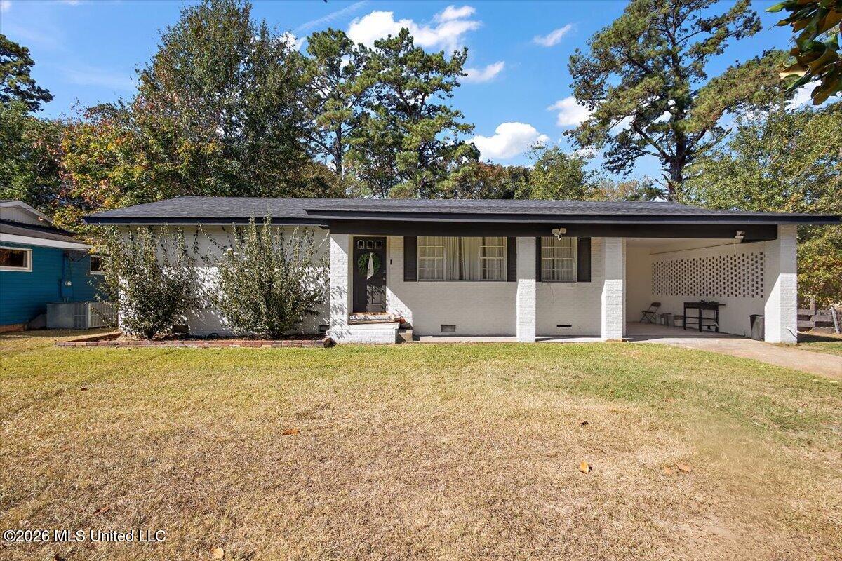 116 S Bennett Street Property Photo 1
