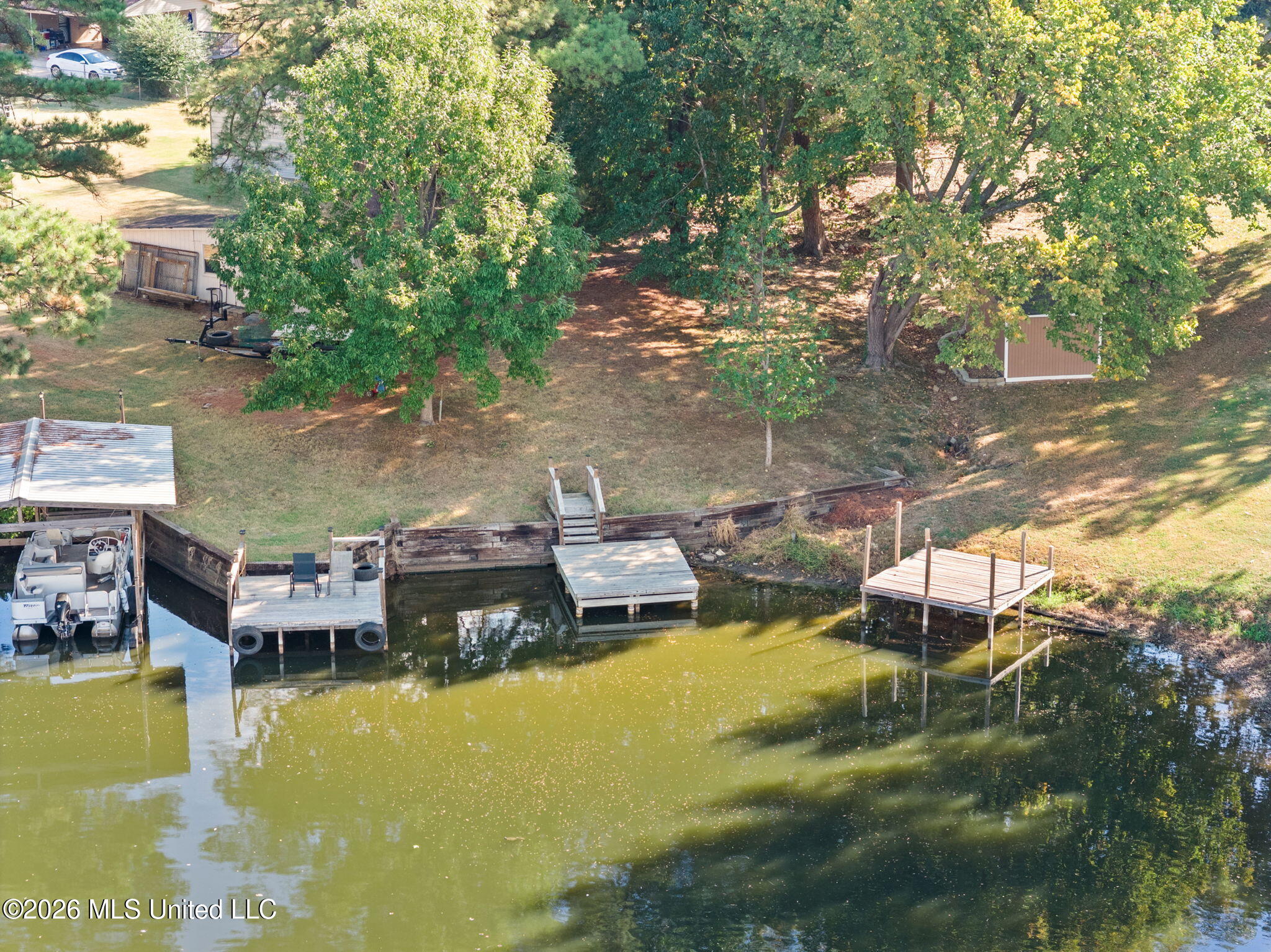8573 W Lake Shore Drive Property Photo 12