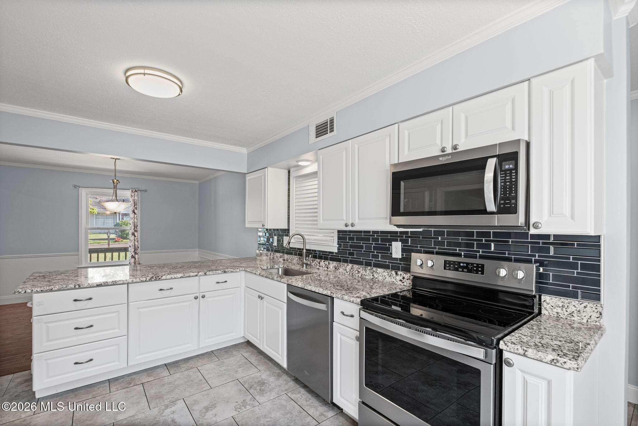 8573 W Lake Shore Drive Property Photo 22