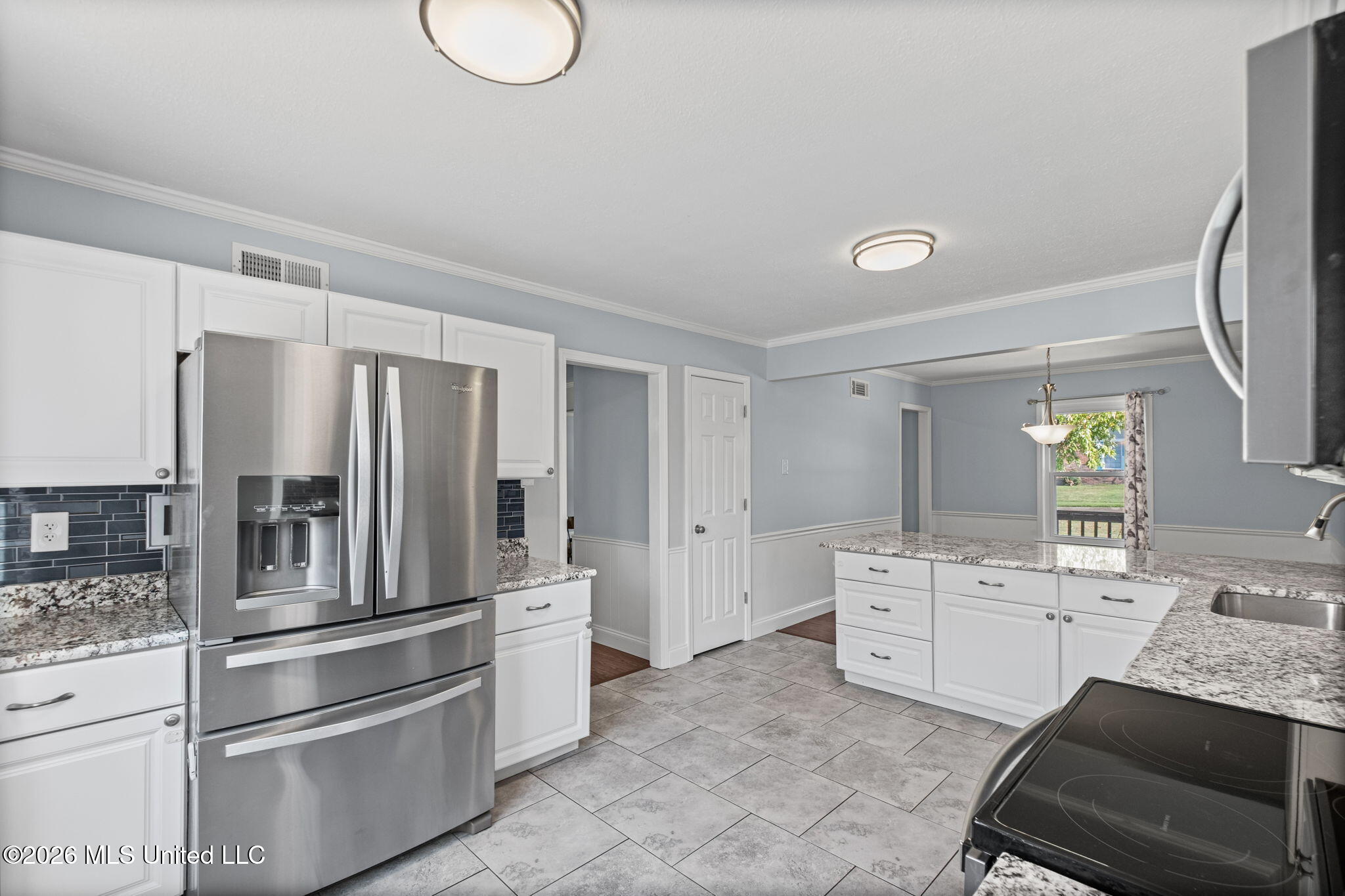 8573 W Lake Shore Drive Property Photo 23