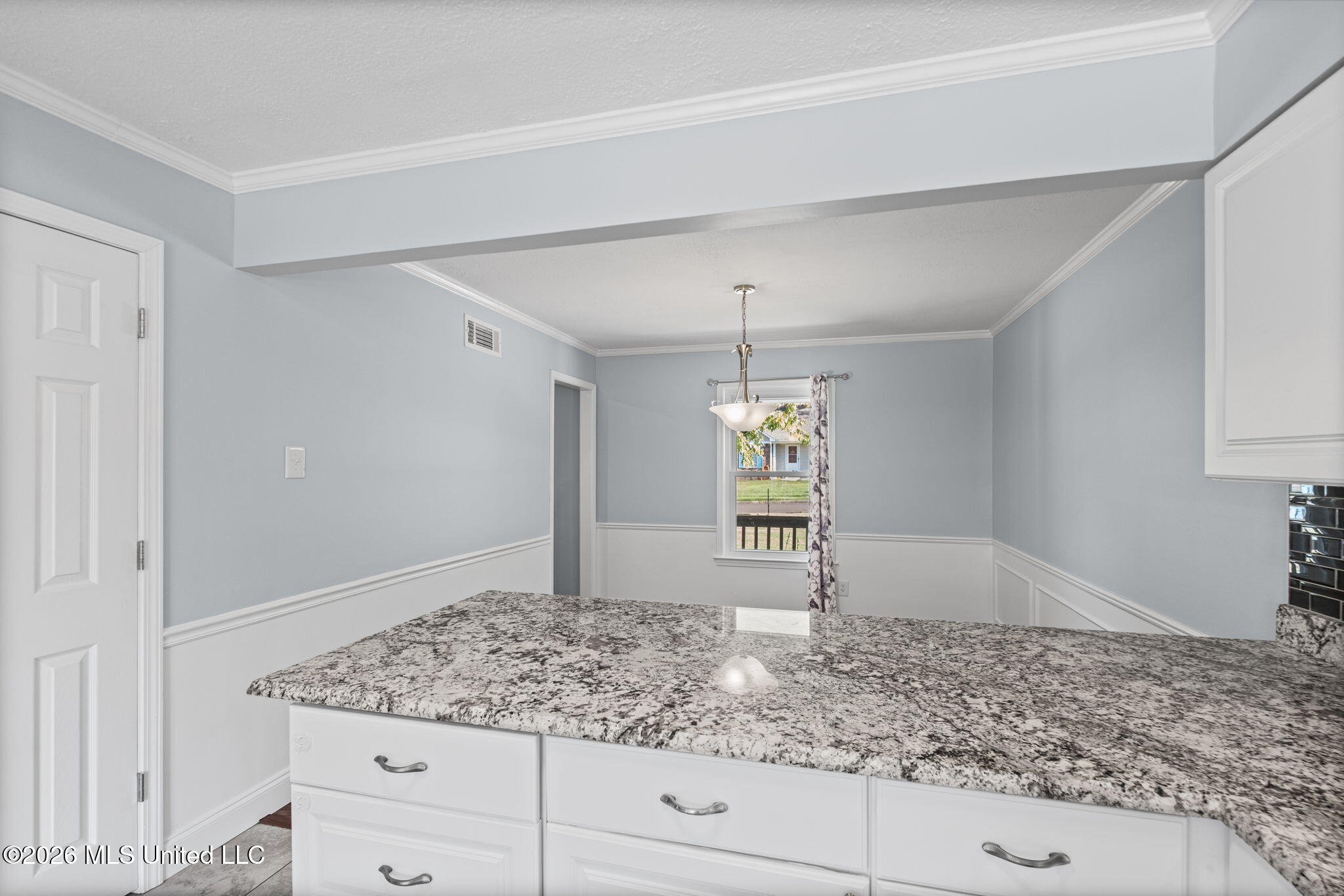 8573 W Lake Shore Drive Property Photo 25