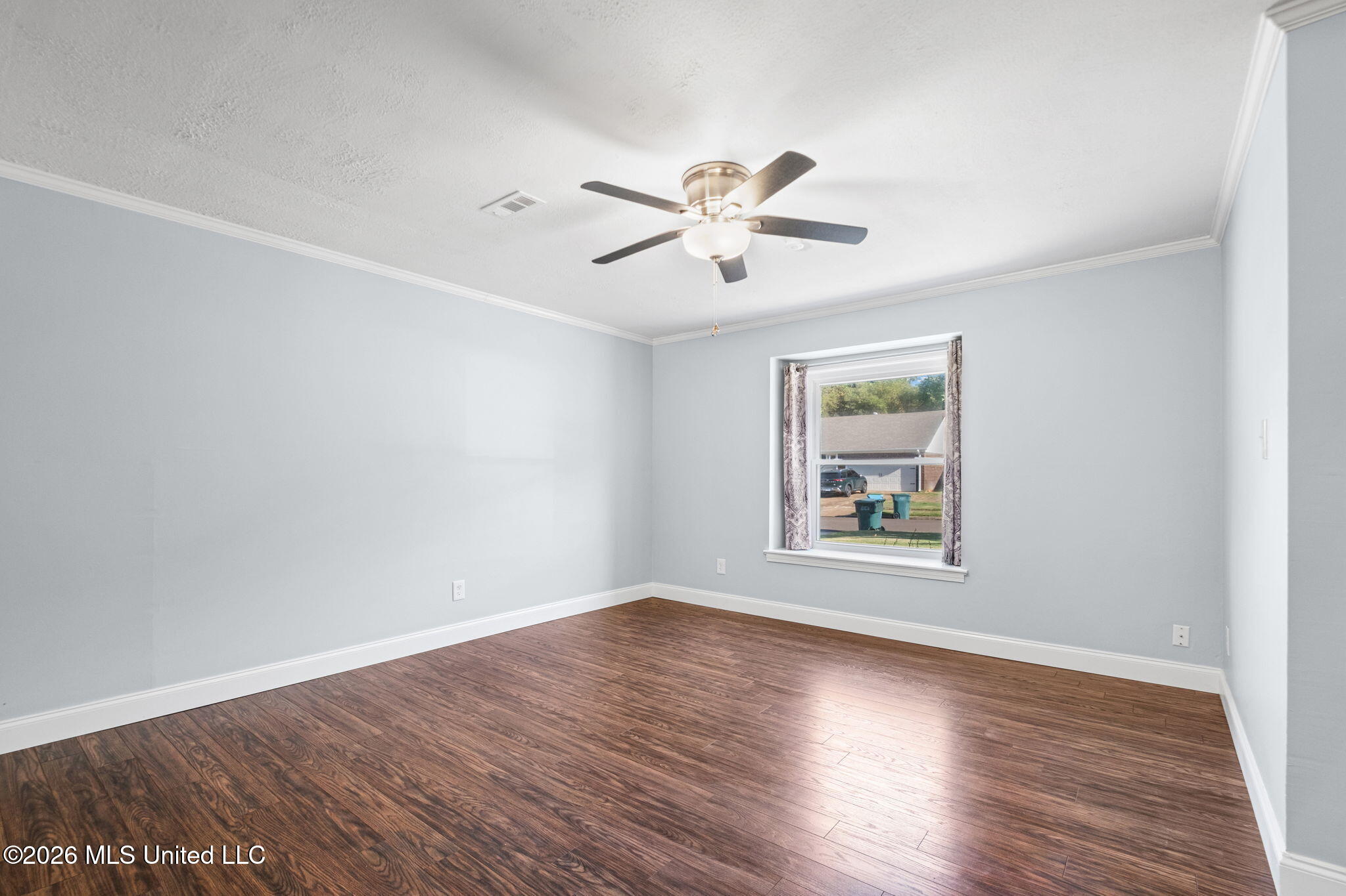 8573 W Lake Shore Drive Property Photo 28