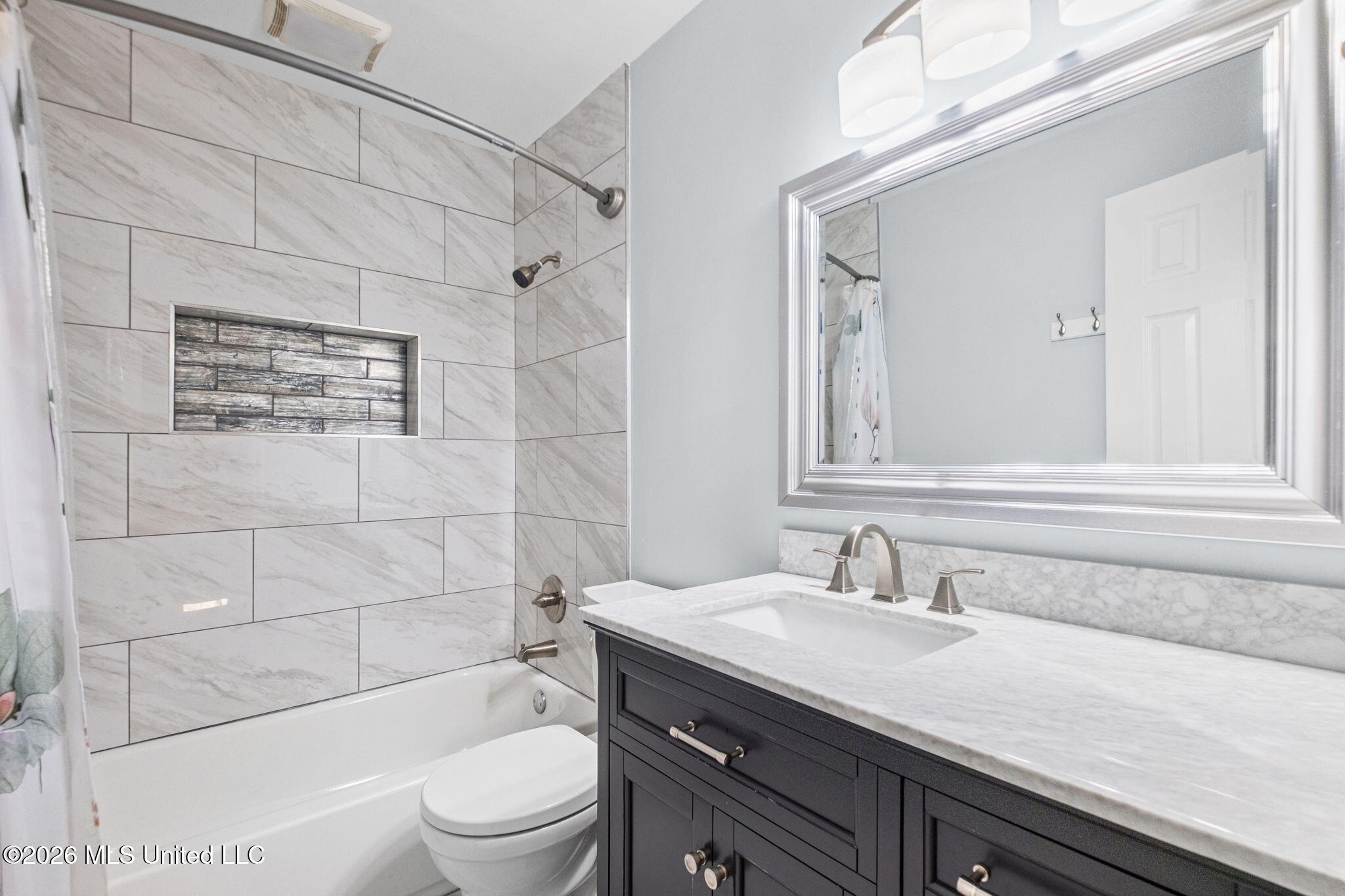 8573 W Lake Shore Drive Property Photo 33