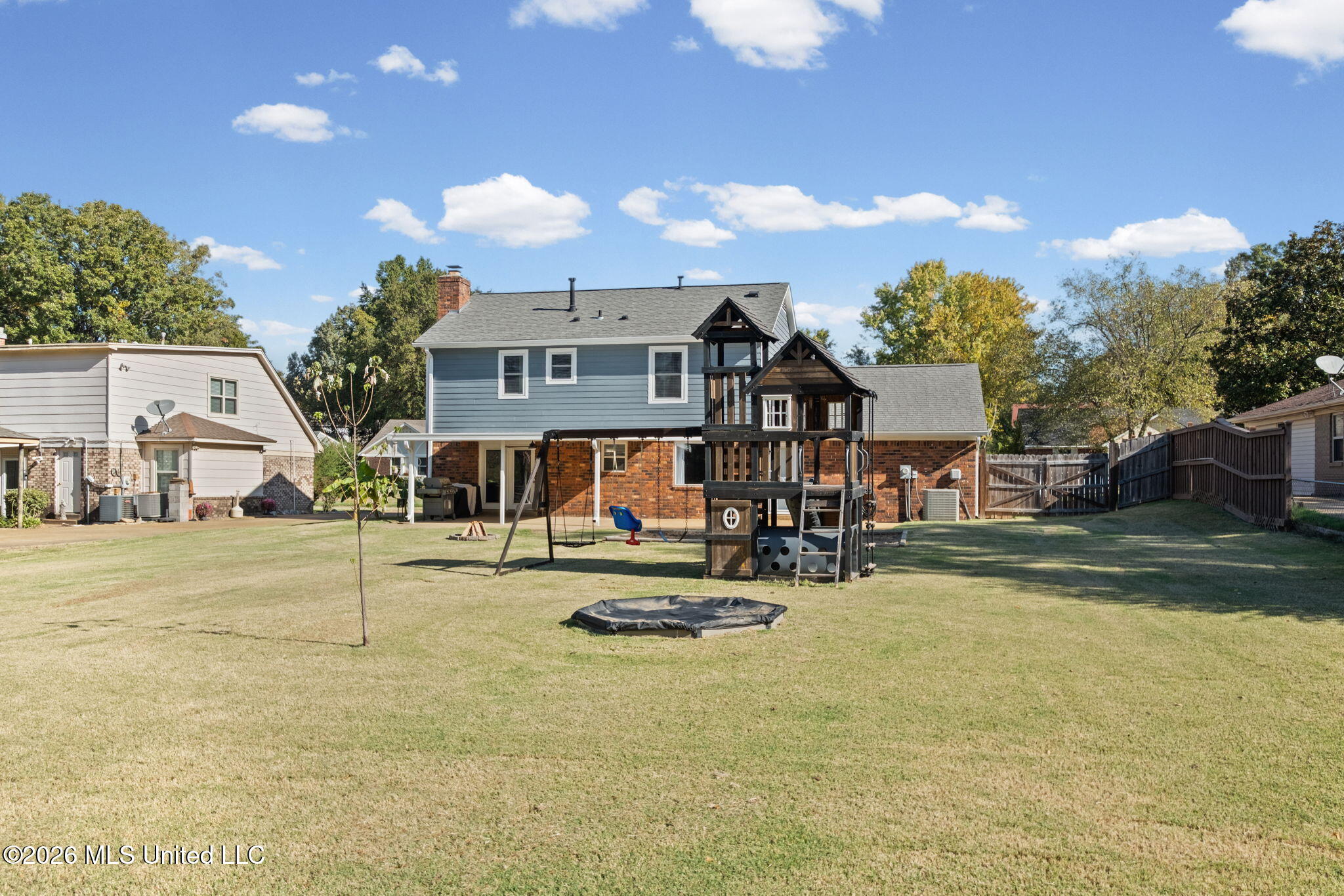 8573 W Lake Shore Drive Property Photo 42