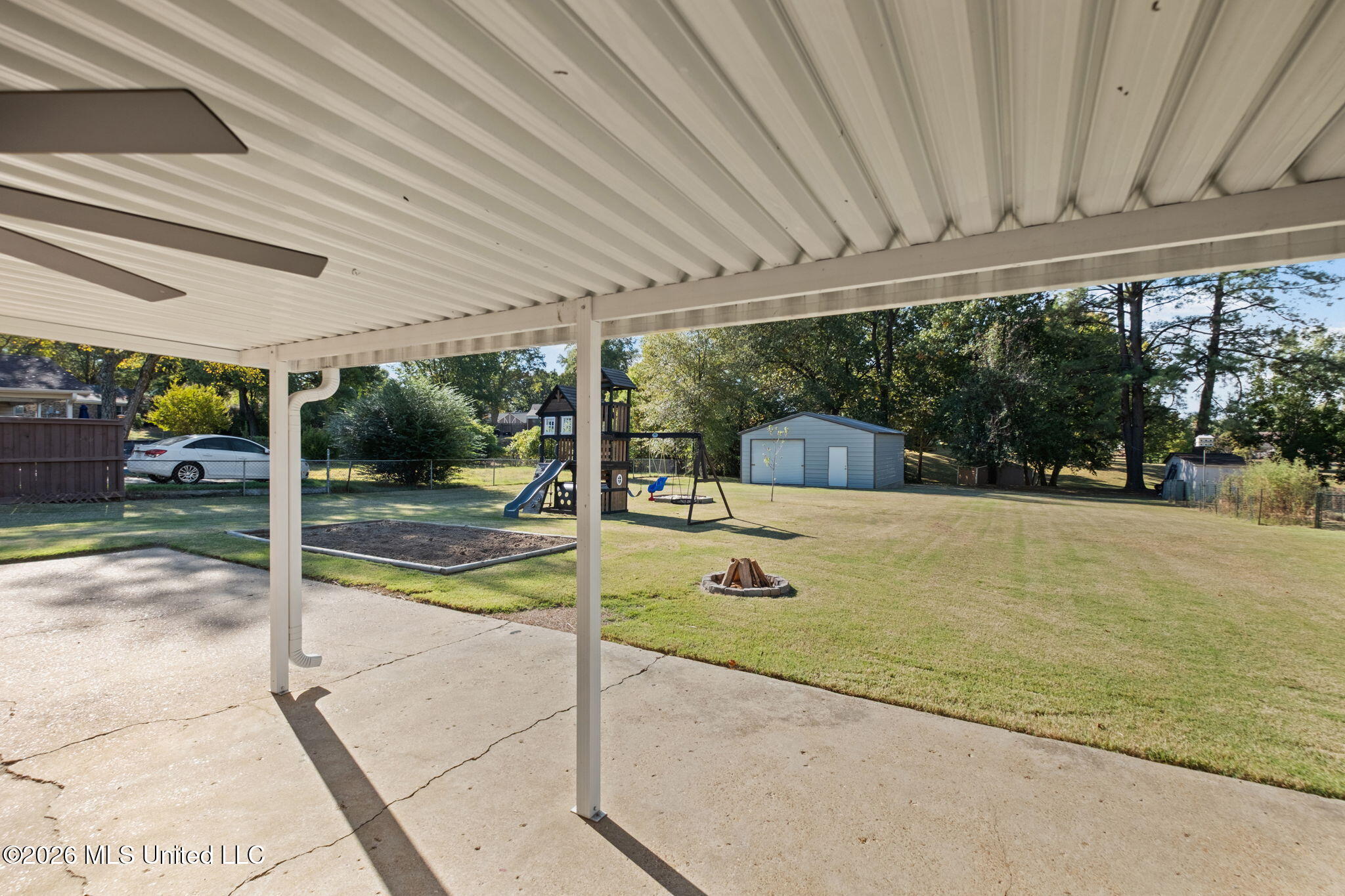 8573 W Lake Shore Drive Property Photo 50