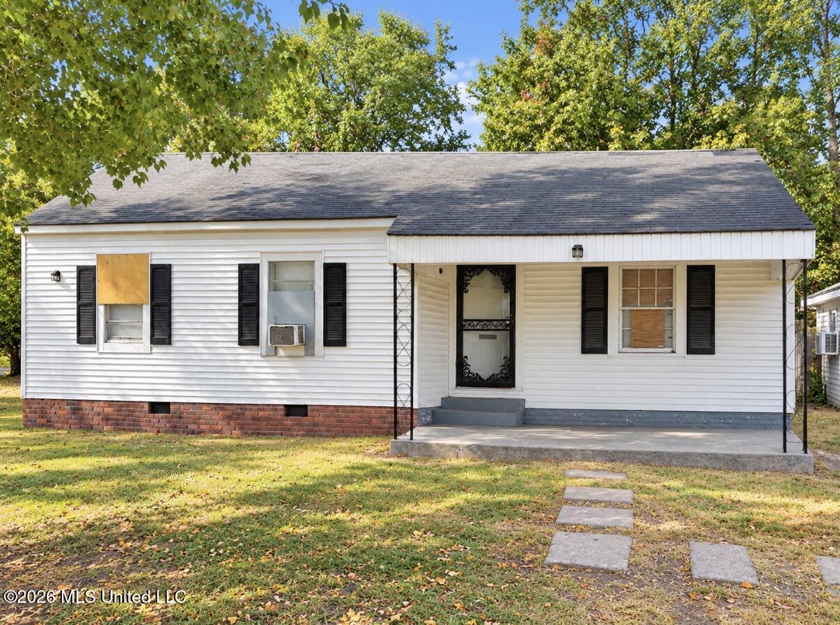 906 Manilla Property Photo 1