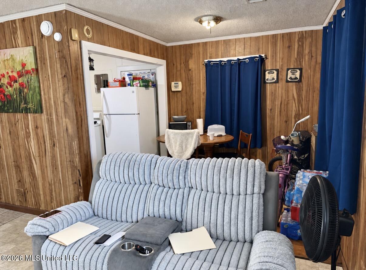 906 Manilla Property Photo 3