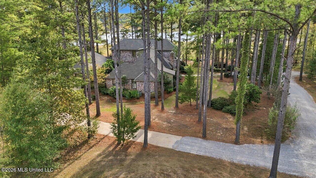 195 Eden Lane Property Photo 1