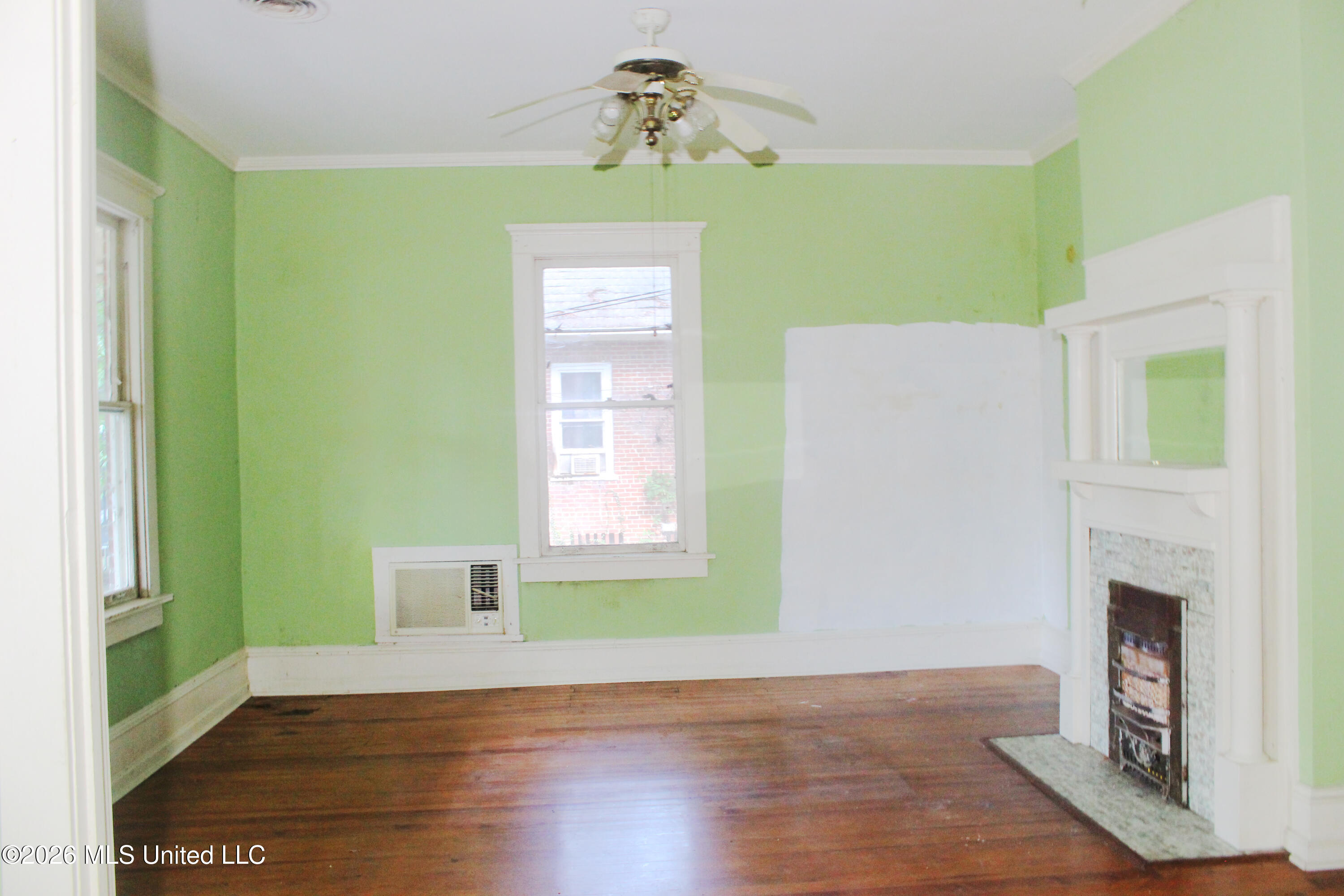 389 College Boulevard Property Photo 6