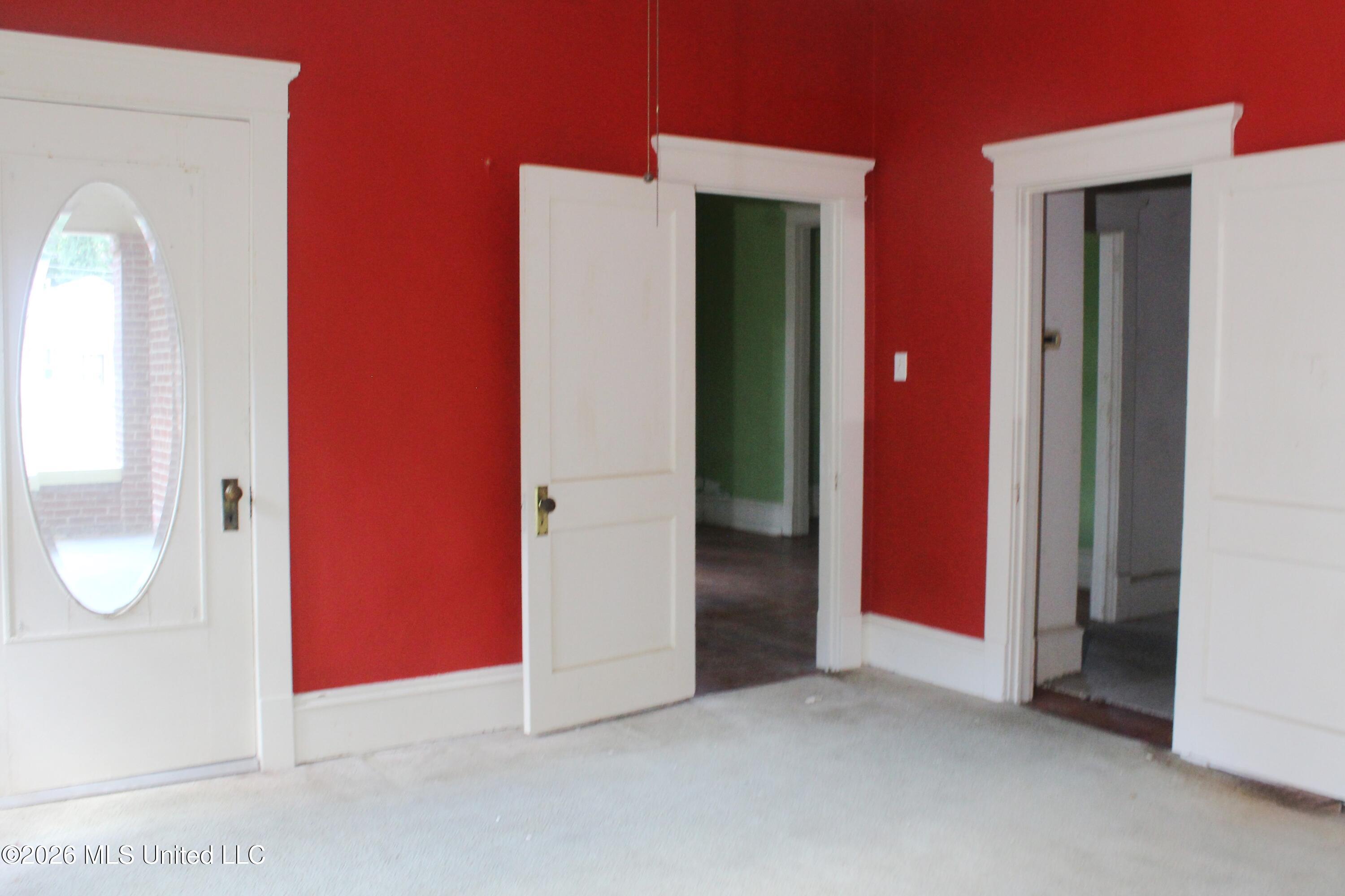 389 College Boulevard Property Photo 7