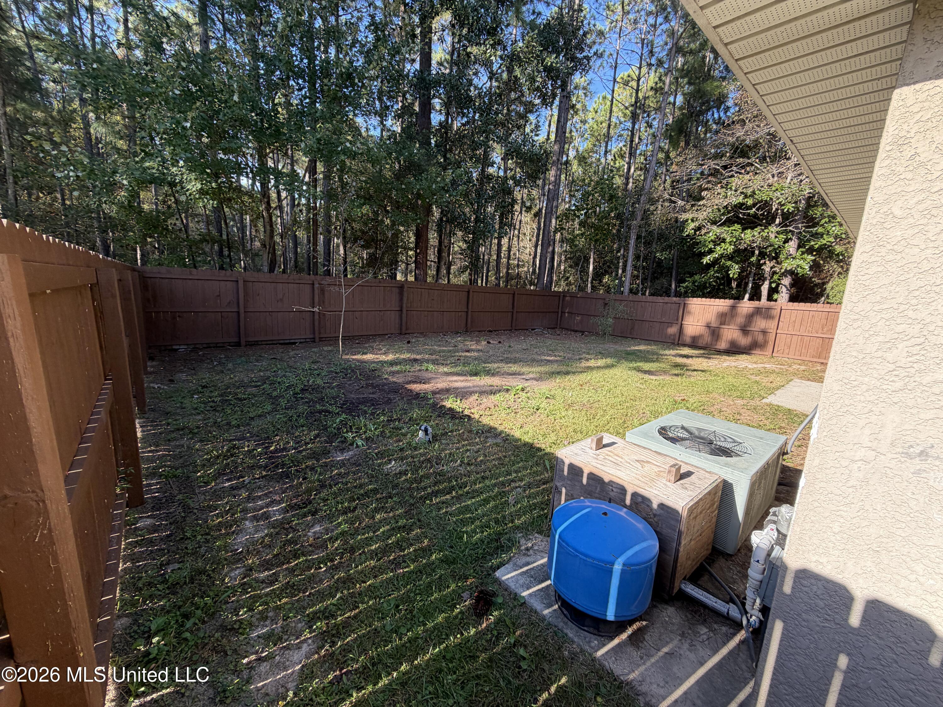 6041 W Carroll Street Property Photo 18