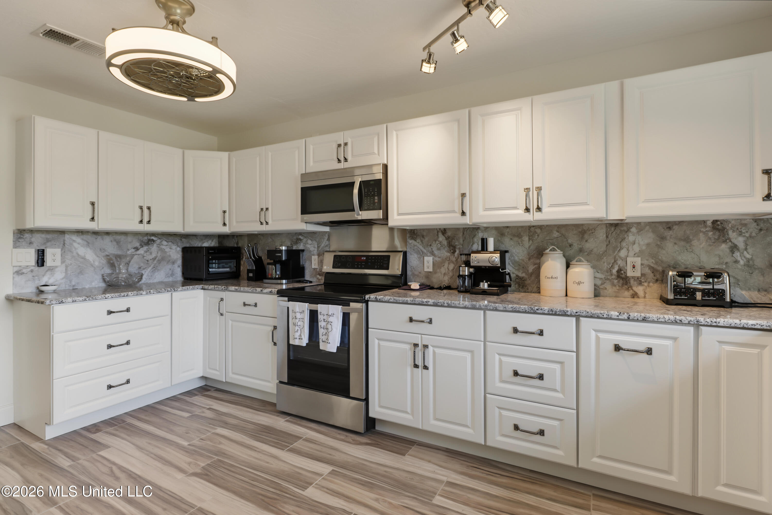 92 Bankston Road Property Photo 3