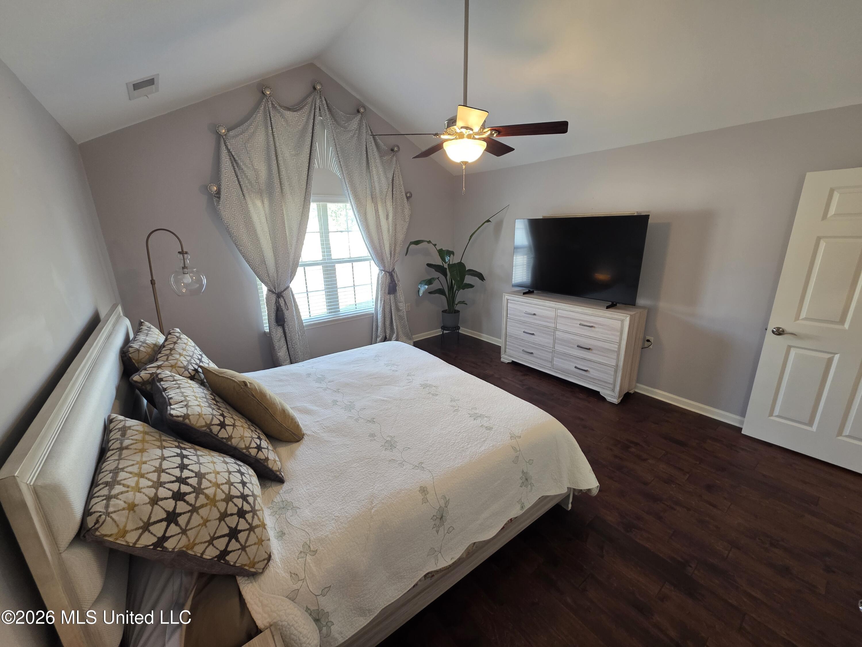 8699 Parkview Oaks Circle Property Photo 5