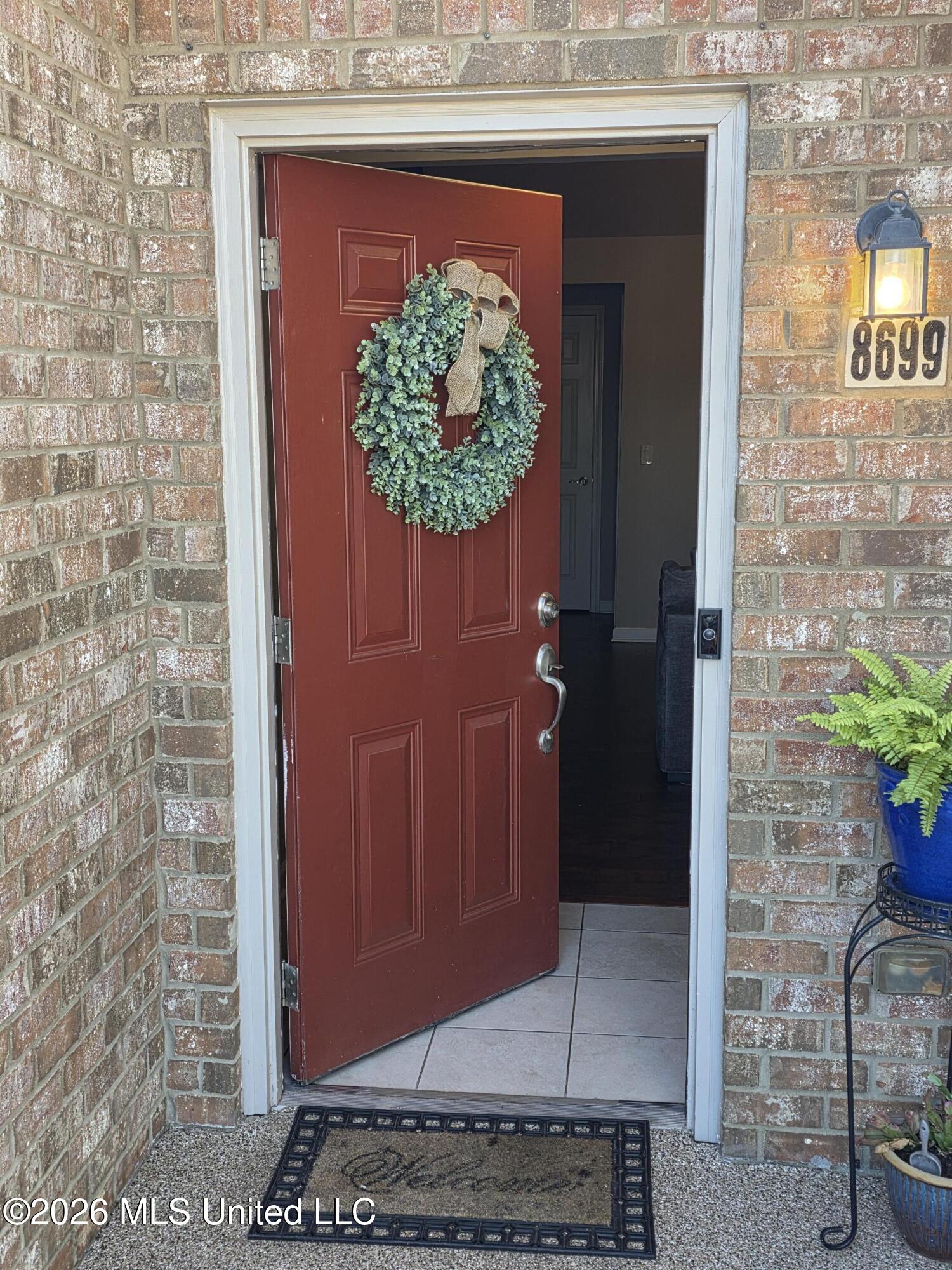 8699 Parkview Oaks Circle Property Photo 9