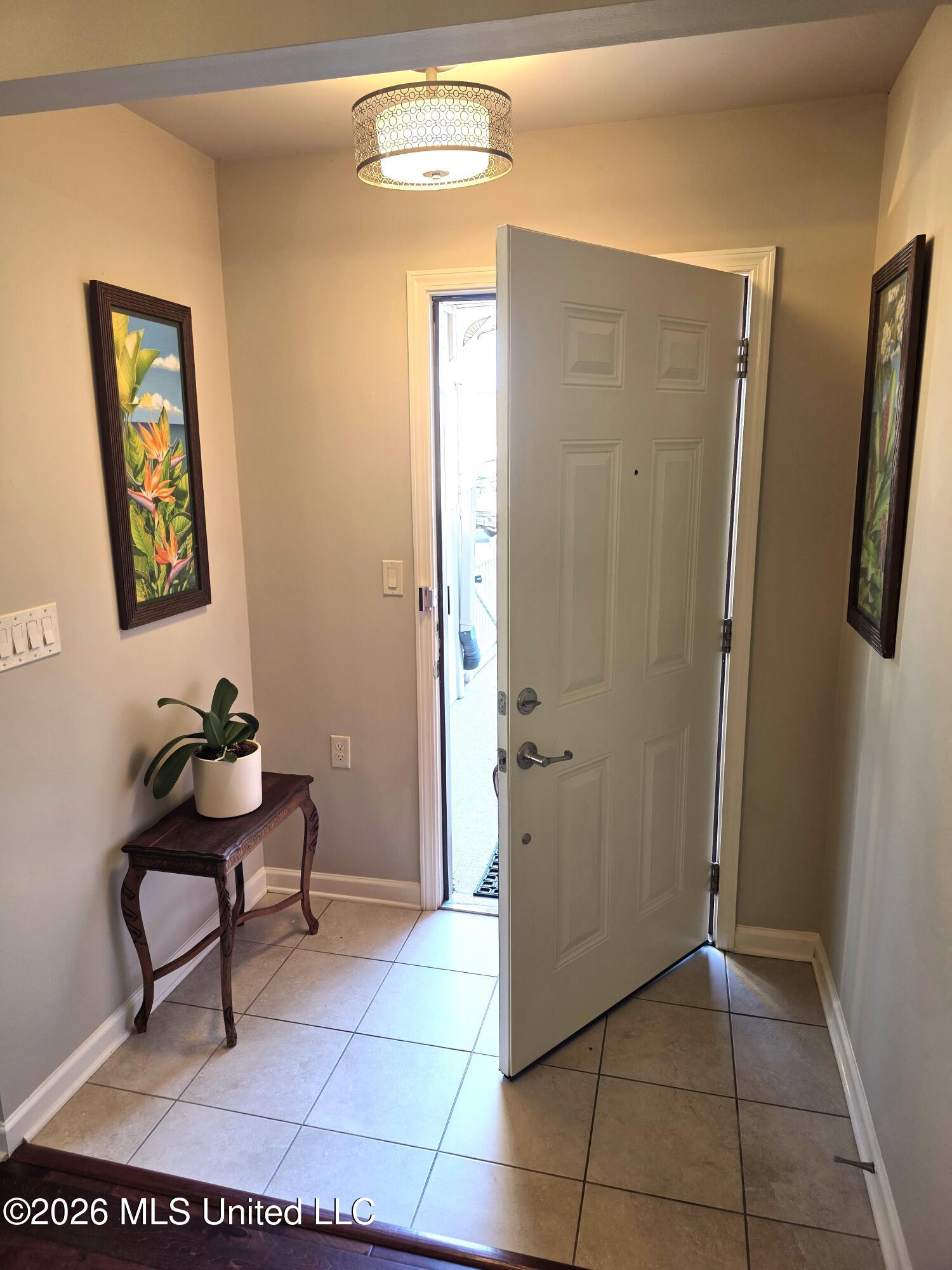 8699 Parkview Oaks Circle Property Photo 10
