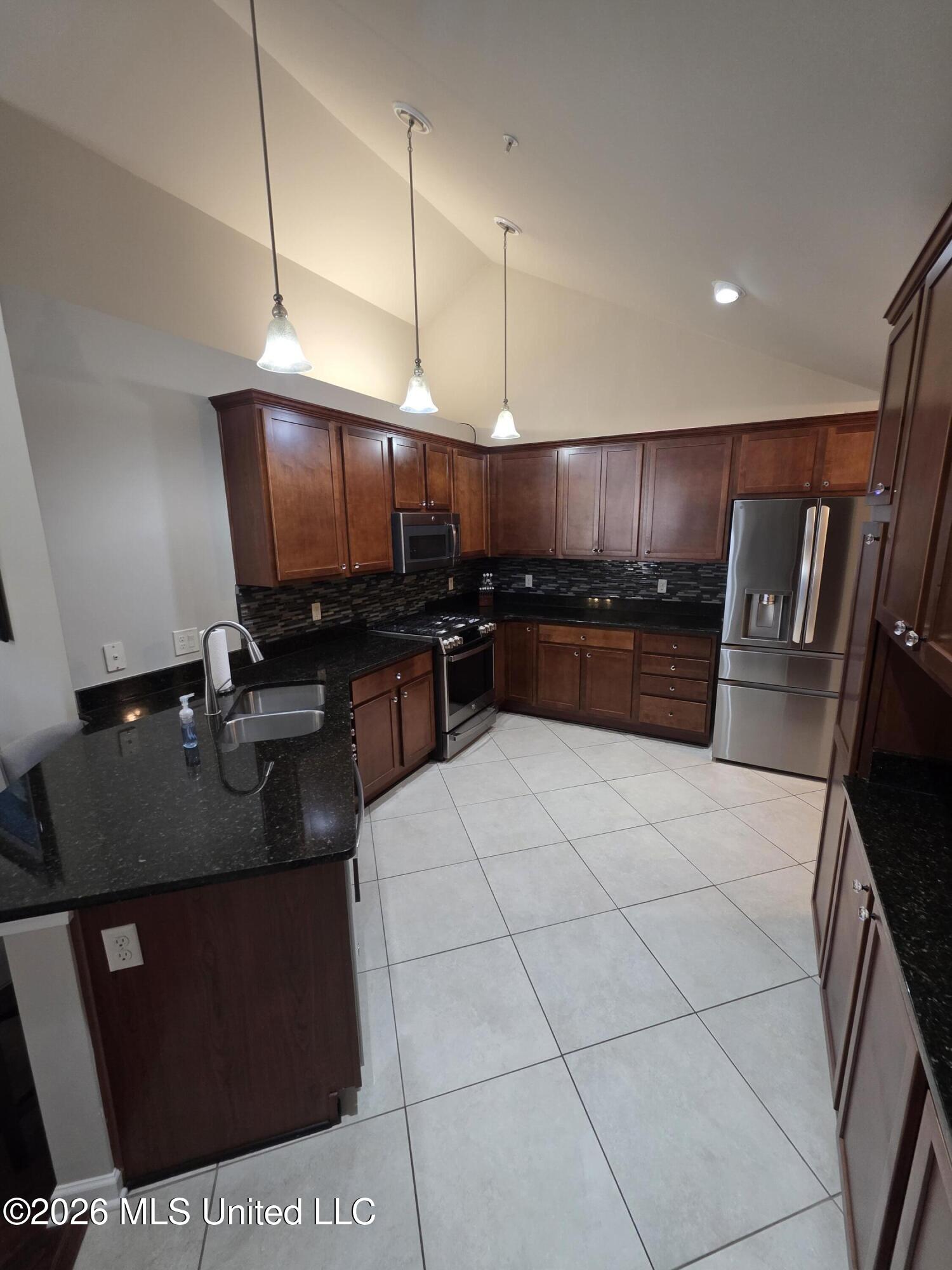 8699 Parkview Oaks Circle Property Photo 13