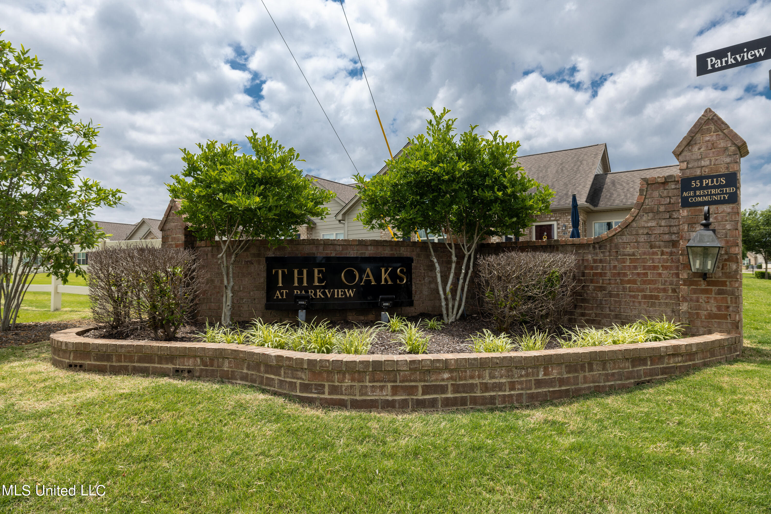 8699 Parkview Oaks Circle Property Photo 25