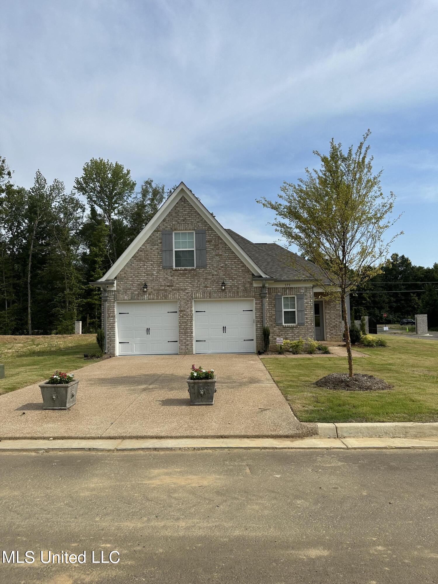 244 Country Garden Drive Property Photo 1