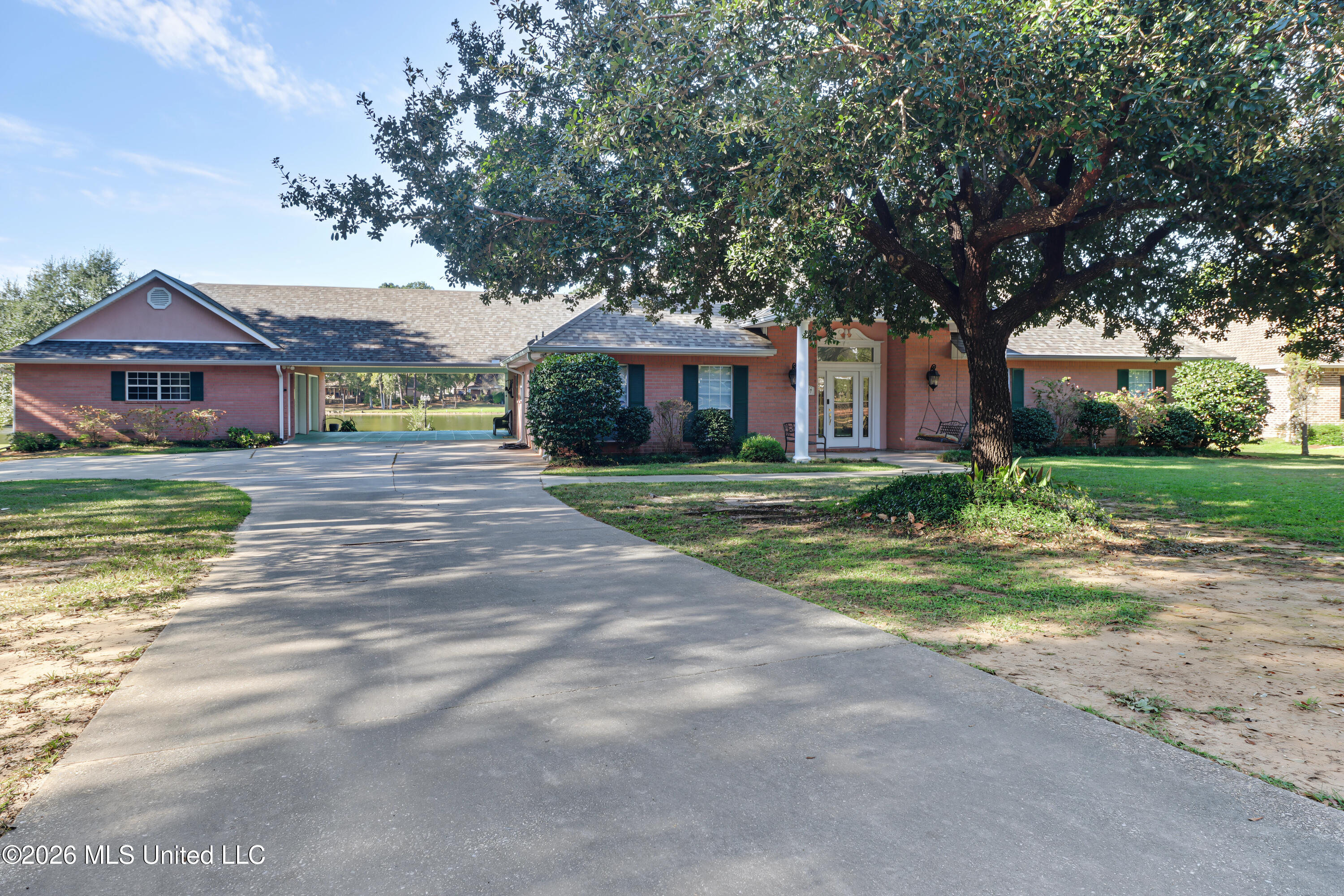 6007 Angler Drive Property Photo 2