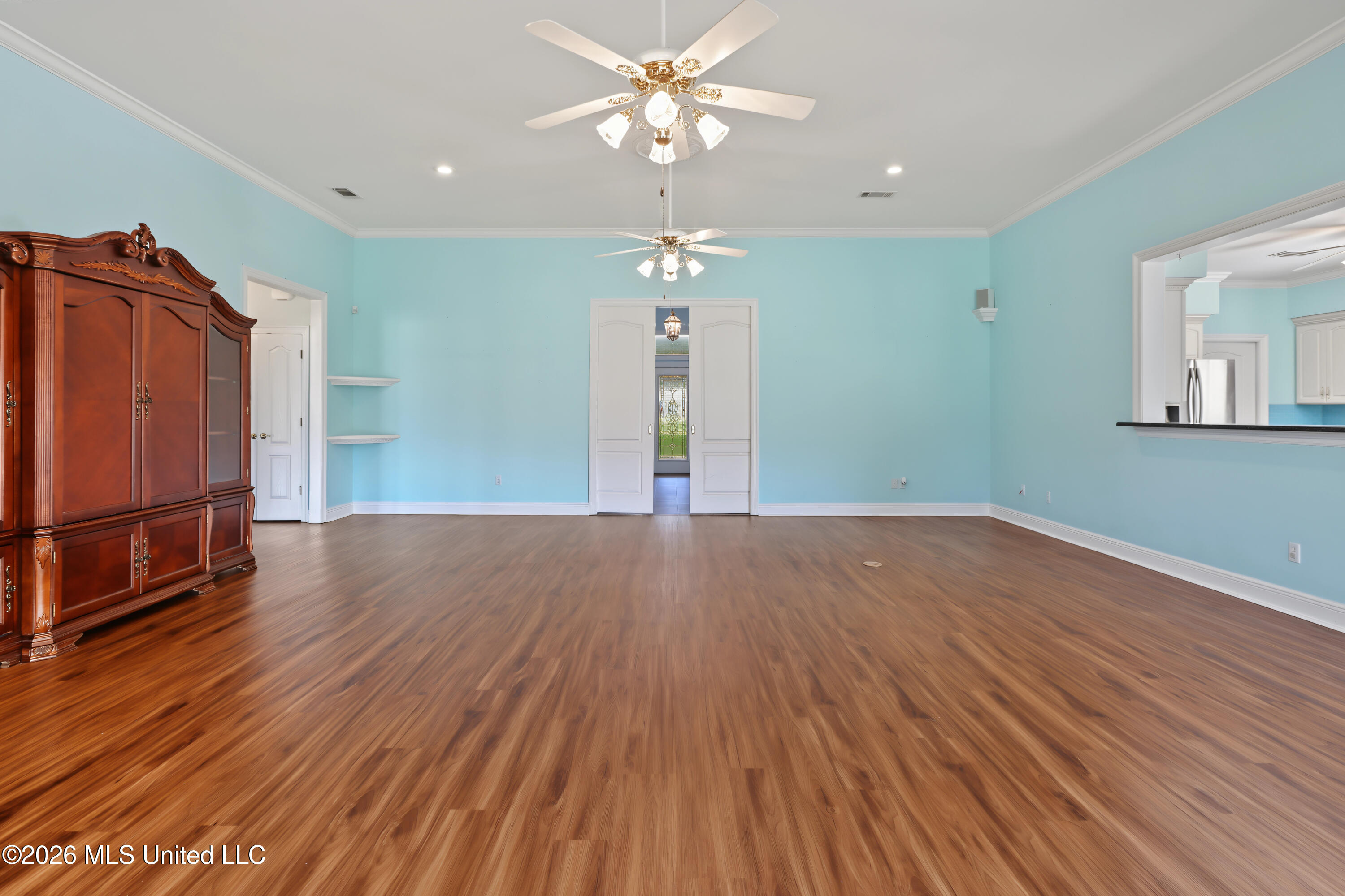 6007 Angler Drive Property Photo 11