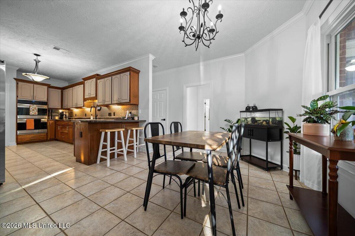 156 Oak Grove Drive Property Photo 12