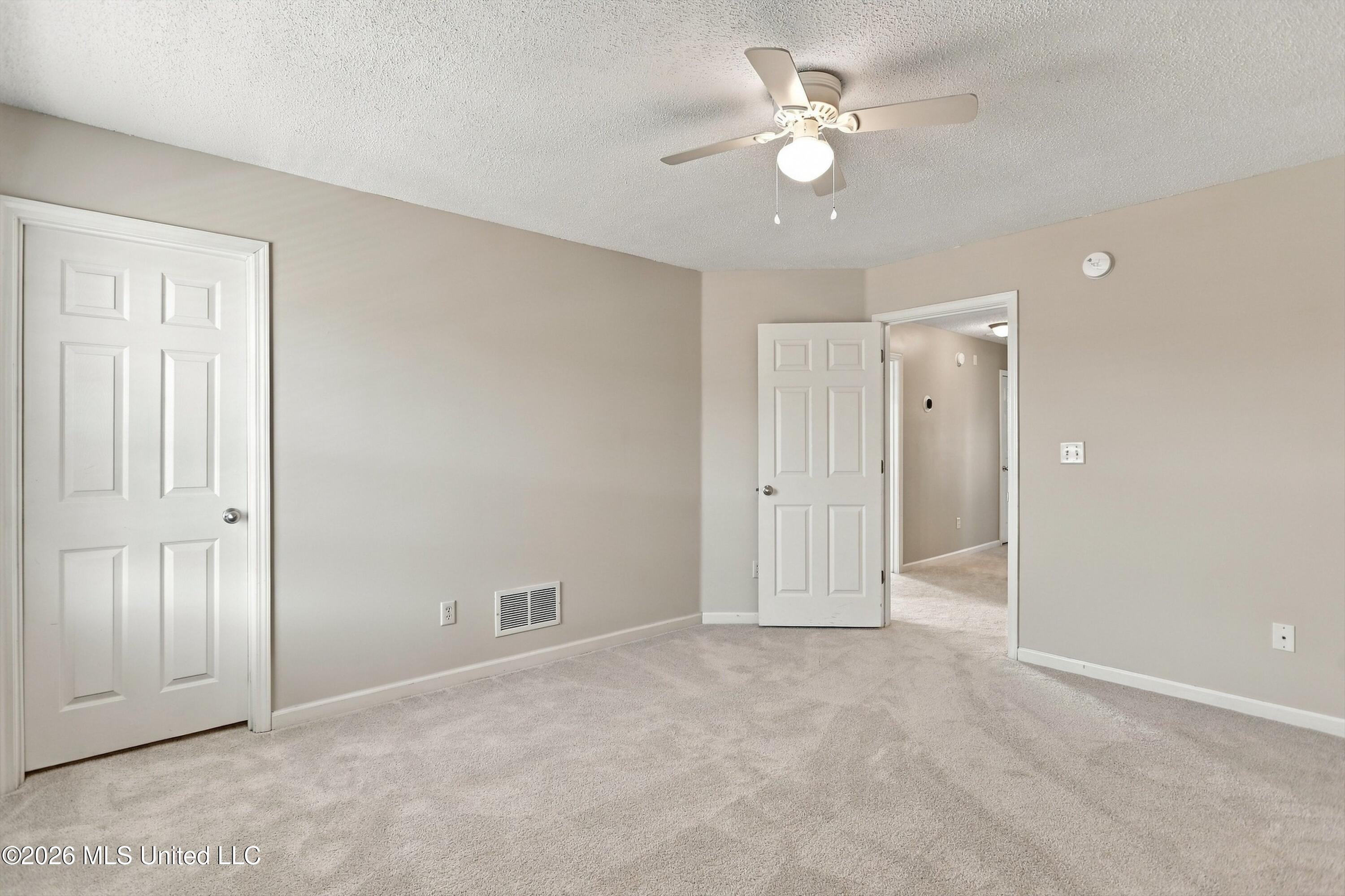 6265 Ivy Oaks Cove Property Photo 26