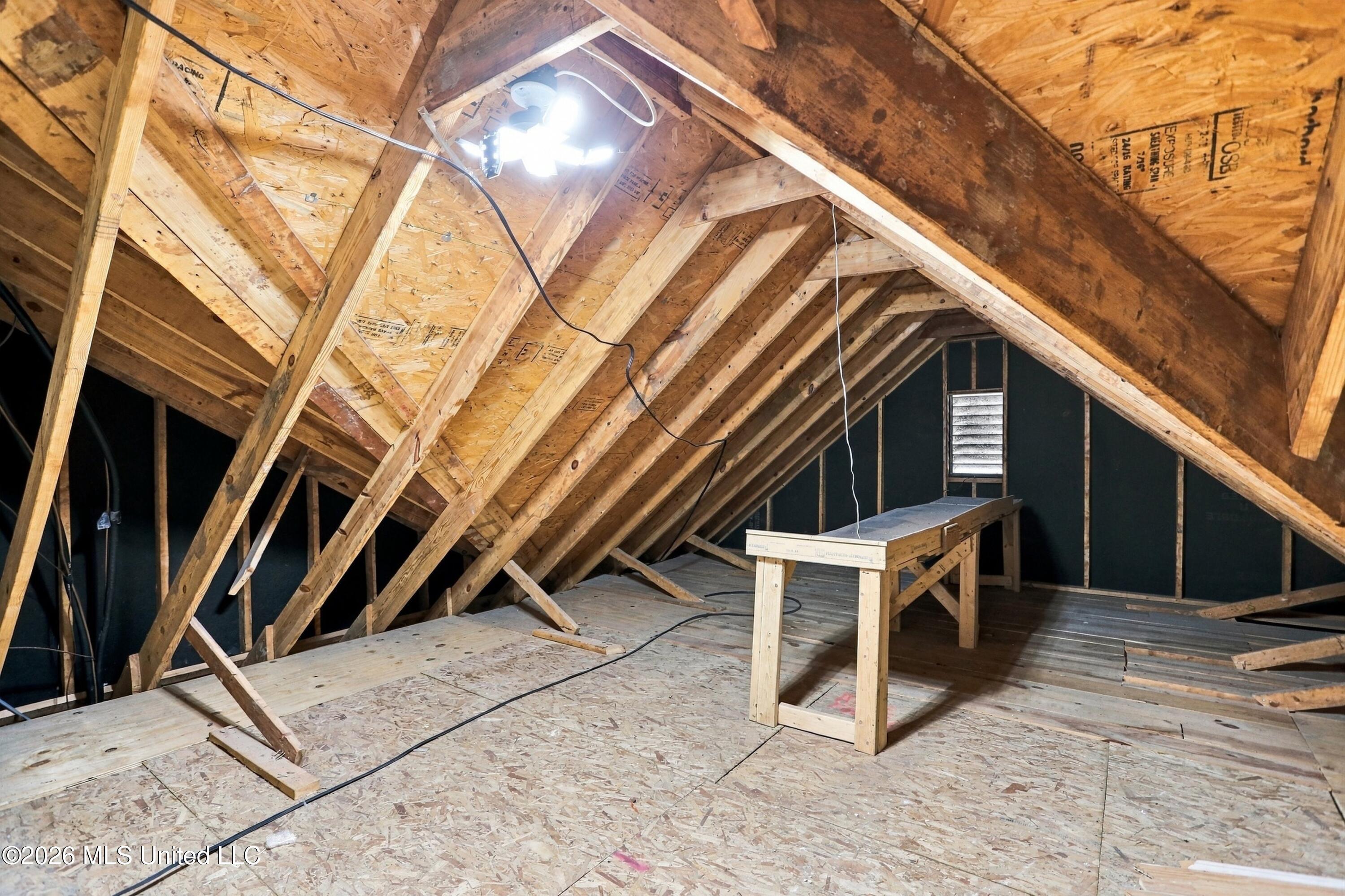 6265 Ivy Oaks Cove Property Photo 34
