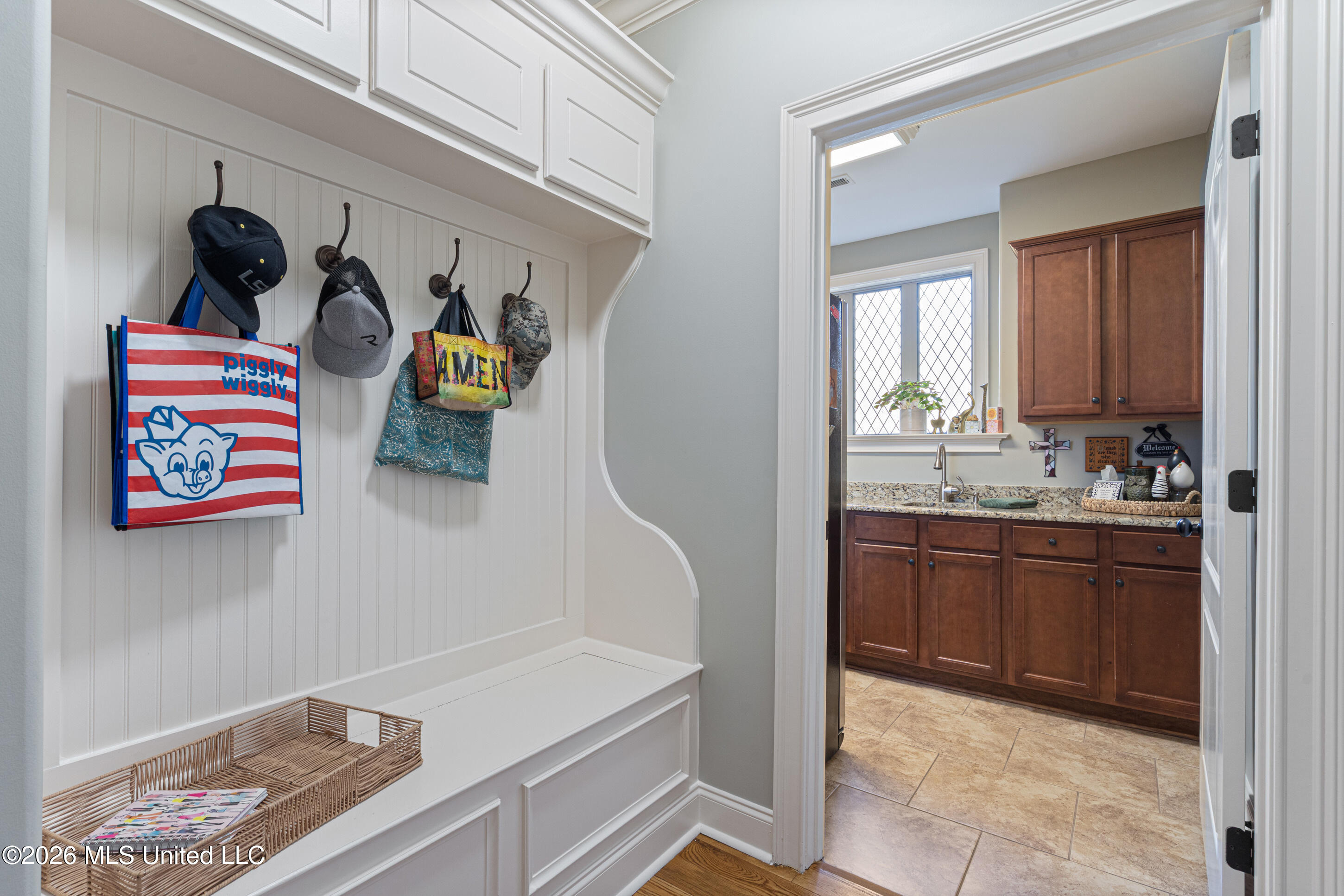7095 Allison Road Property Photo 20