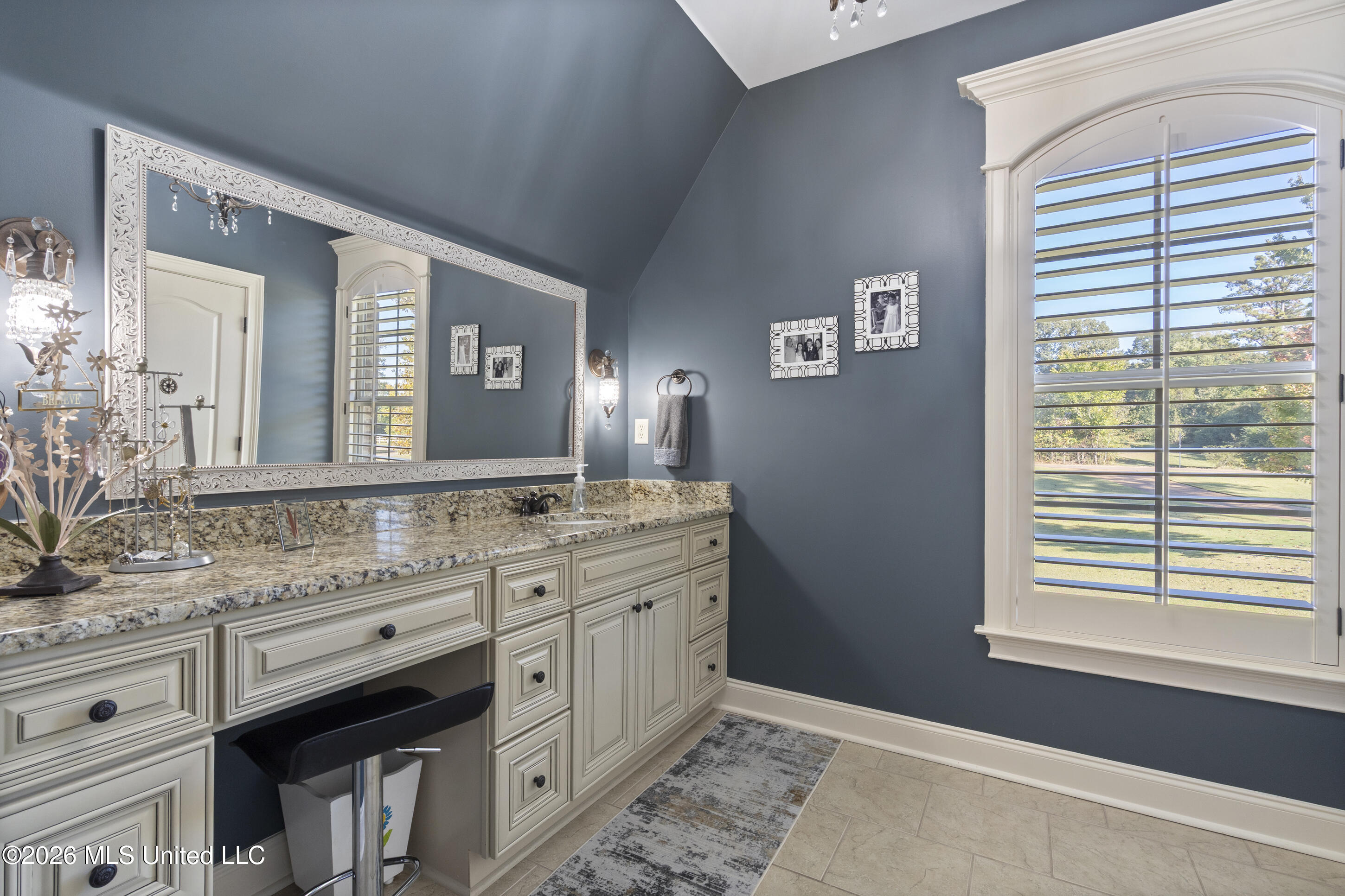 7095 Allison Road Property Photo 25