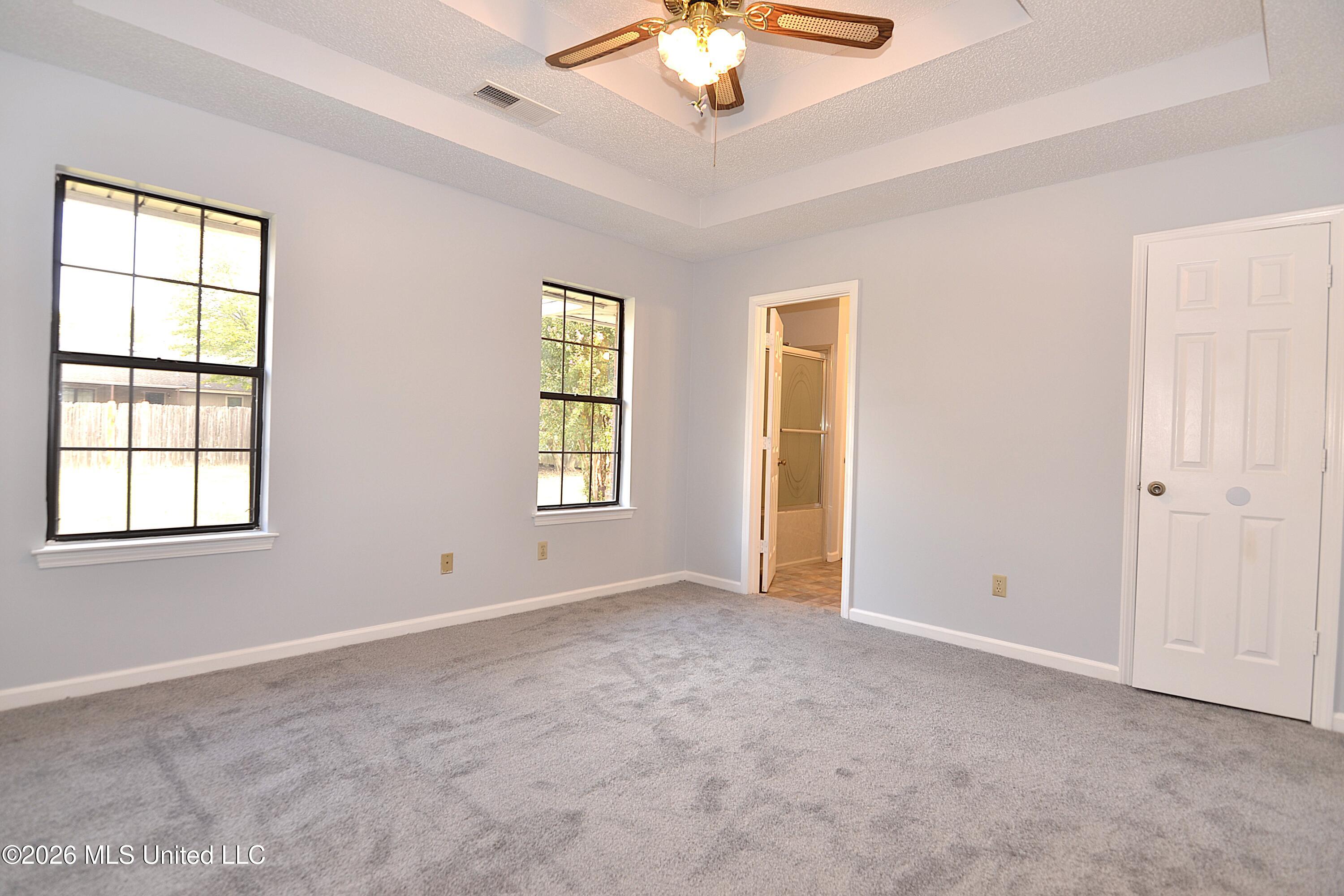 7076 Maplewood Road Property Photo 11
