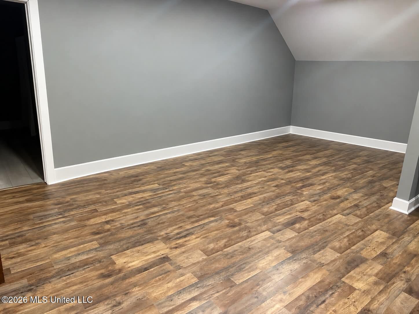 8129 Victoria Drive Property Photo 29