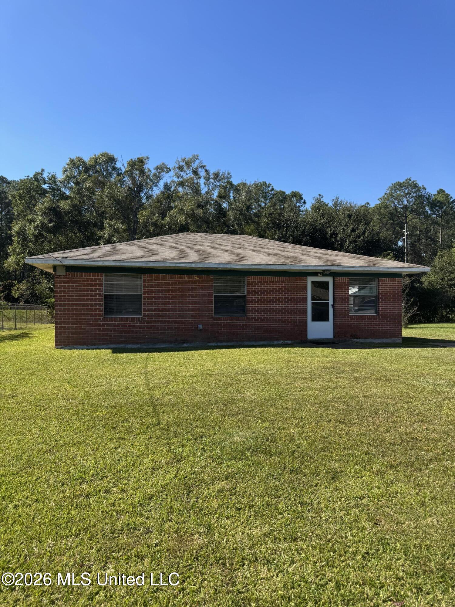 62 Holly Circle Property Photo 1