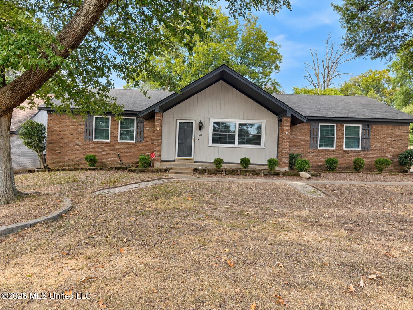 368 Sandalwood Drive Property Photo 1