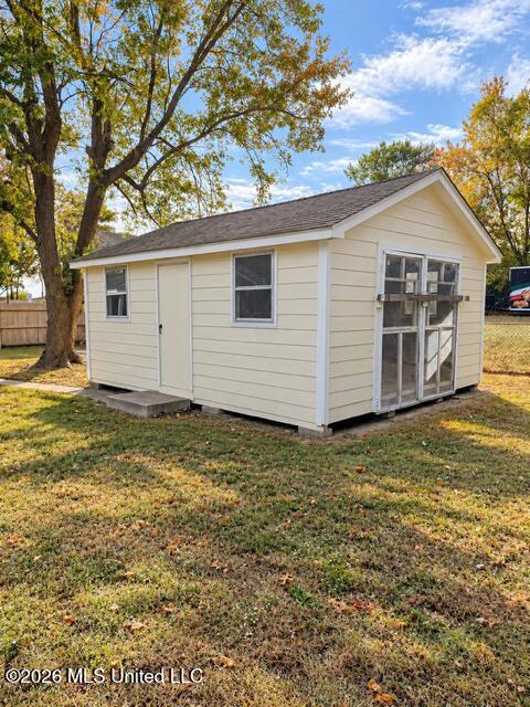 742 W Rasco Road Property Photo 8