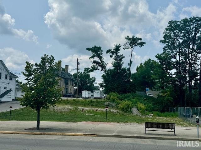 424 S Walnut Street Property Photo 1