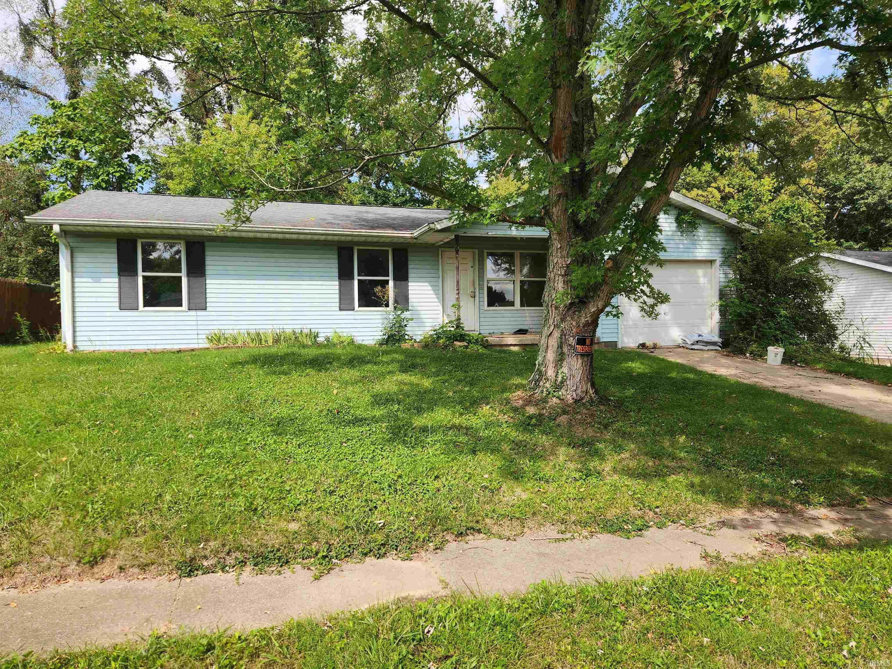 5920 S Phyllis Street Property Photo 1