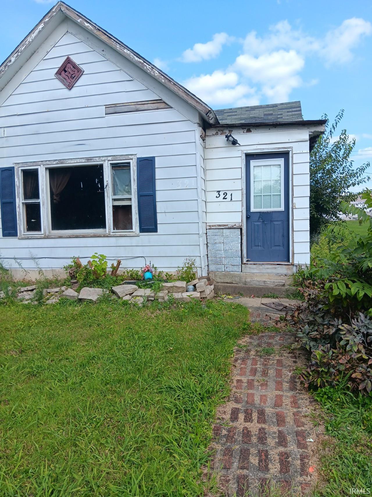 321 N Chicago Avenue Property Photo 1